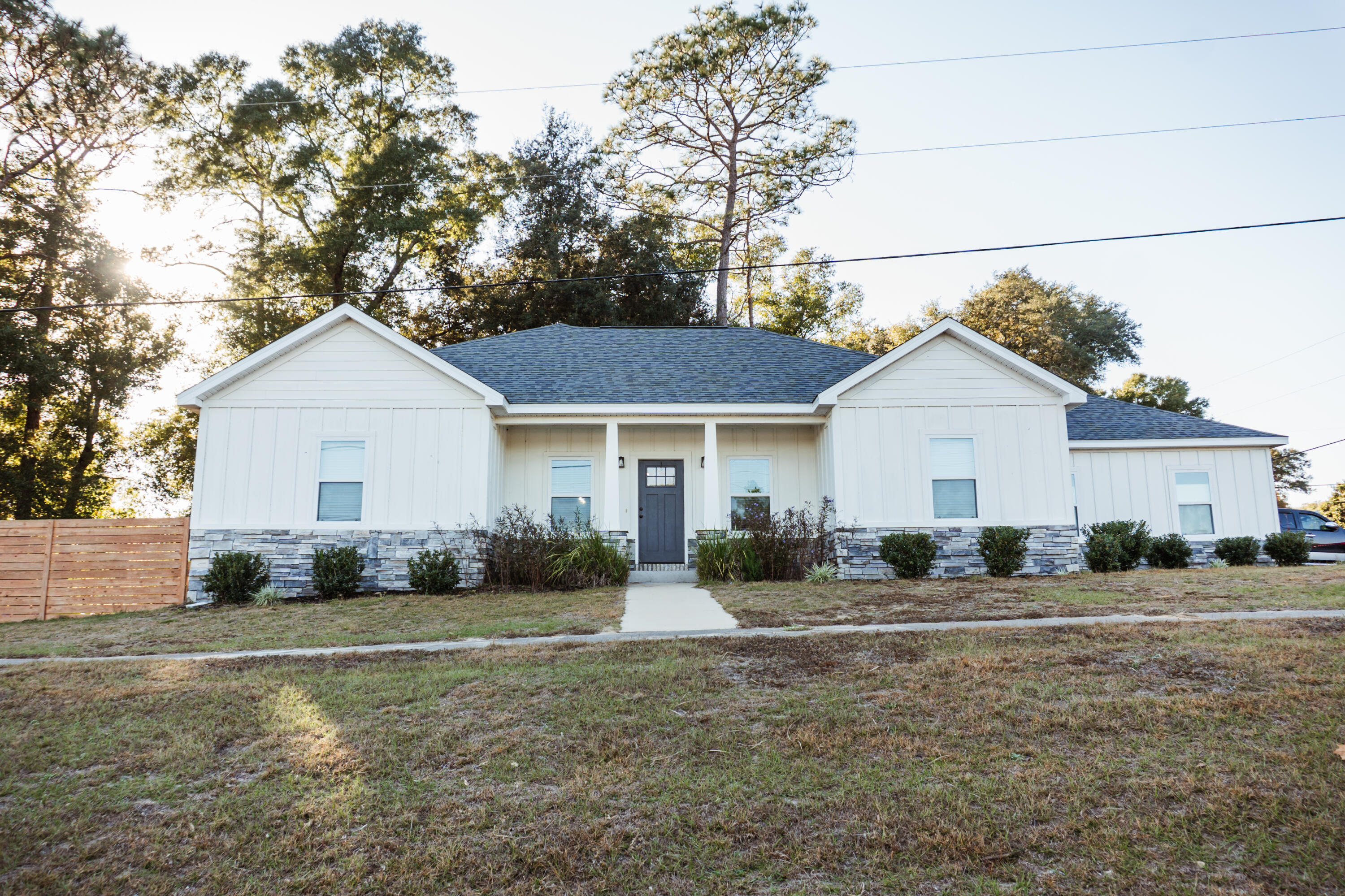 2810 Pinnacle Point Drive — photo