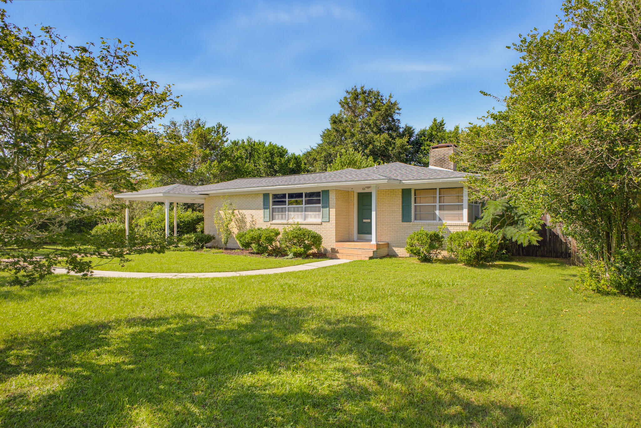1011 Gerhardt Drive — photo
