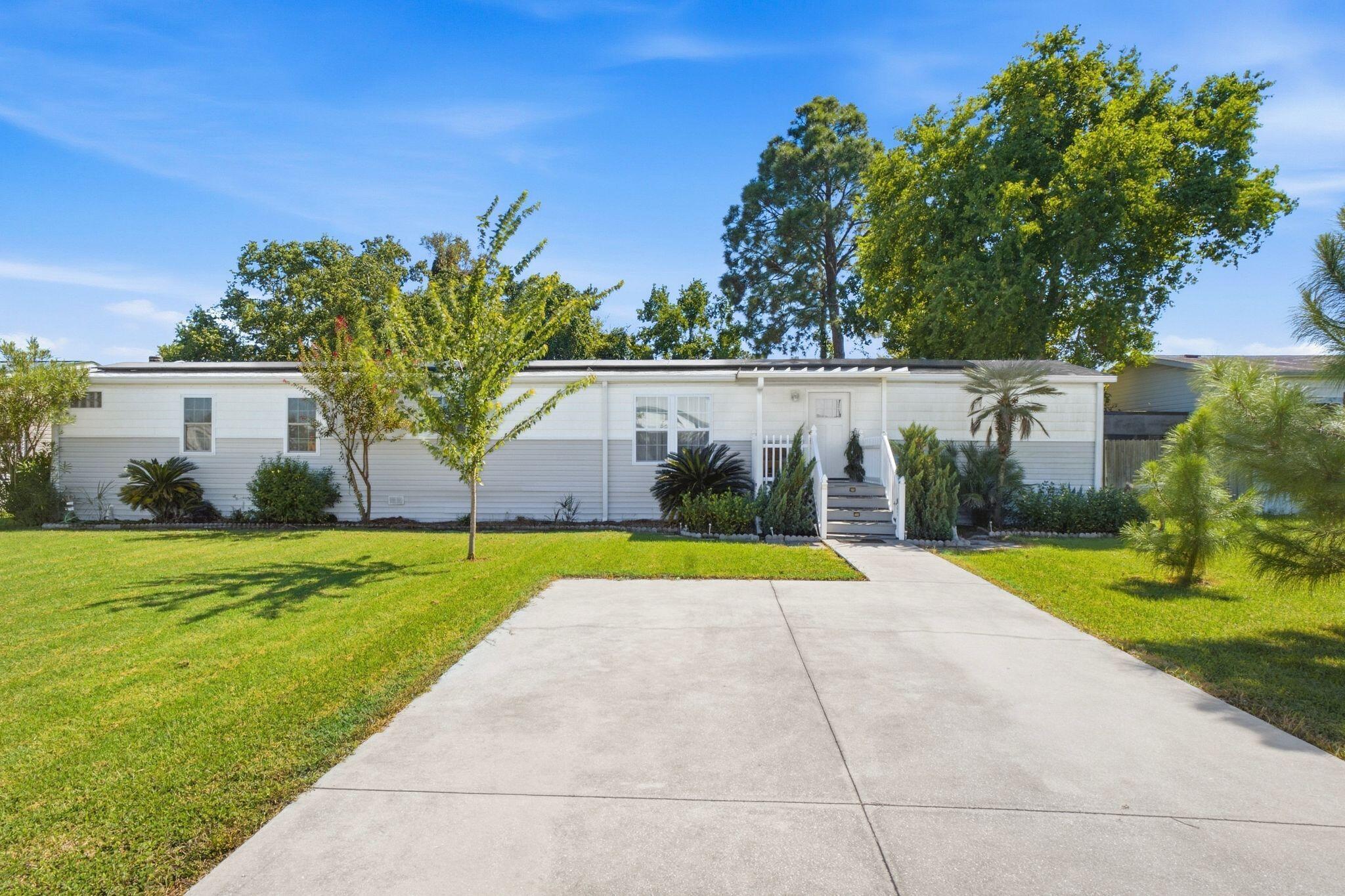 6425 Summer Oak Drive — photo