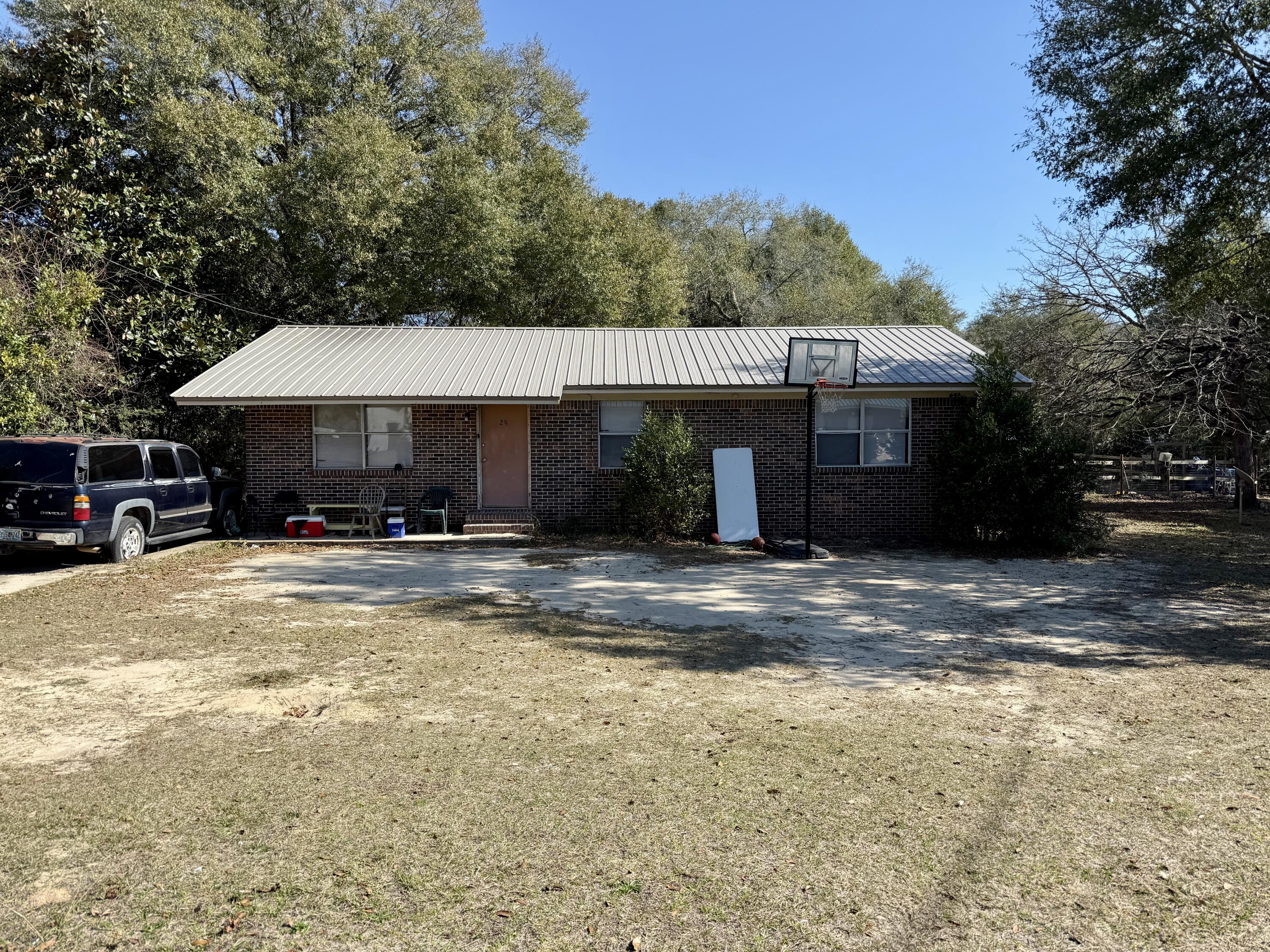 29 Fredrick Drive — photo