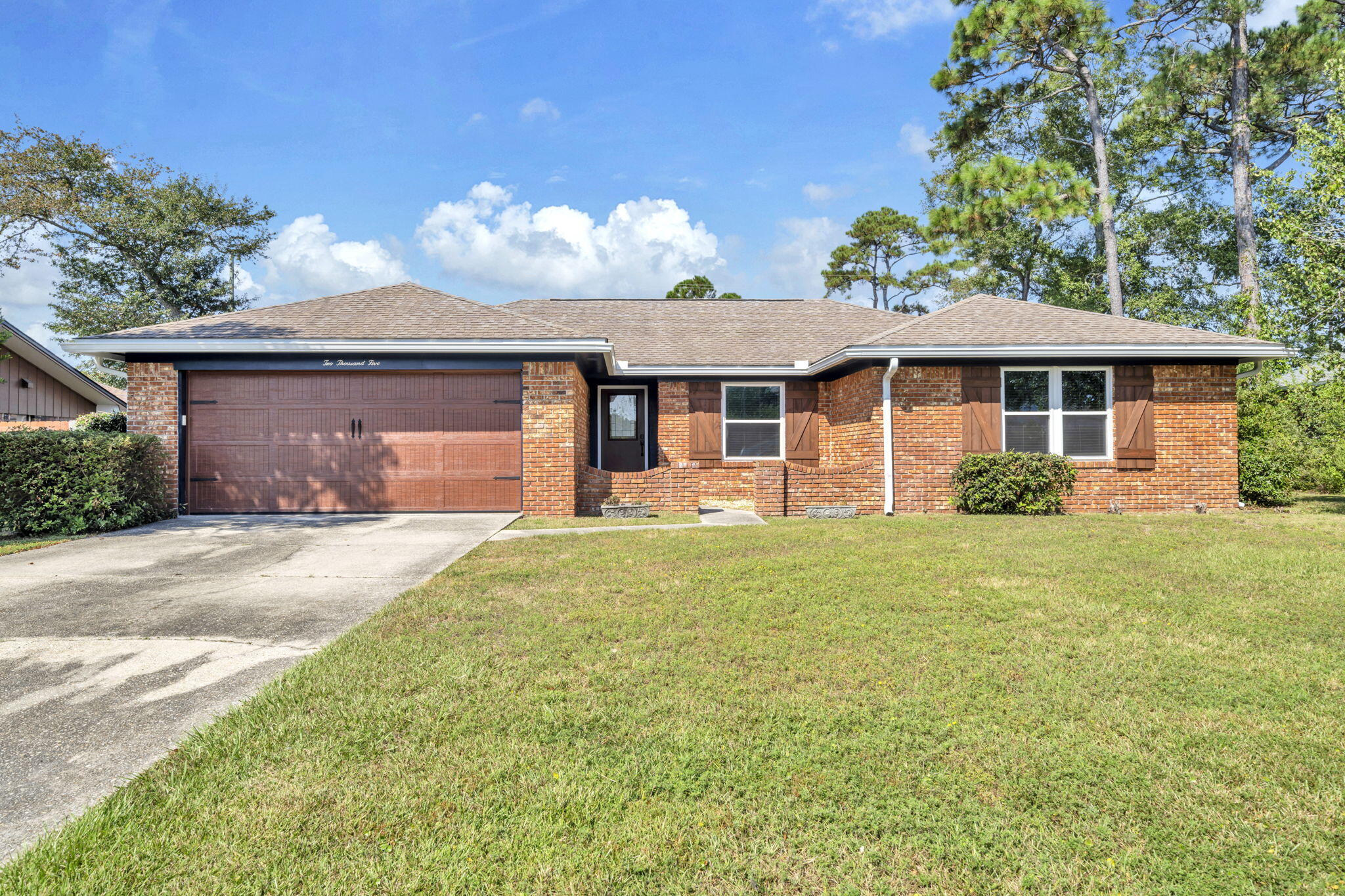 2005 Plumosa Palm Drive — photo