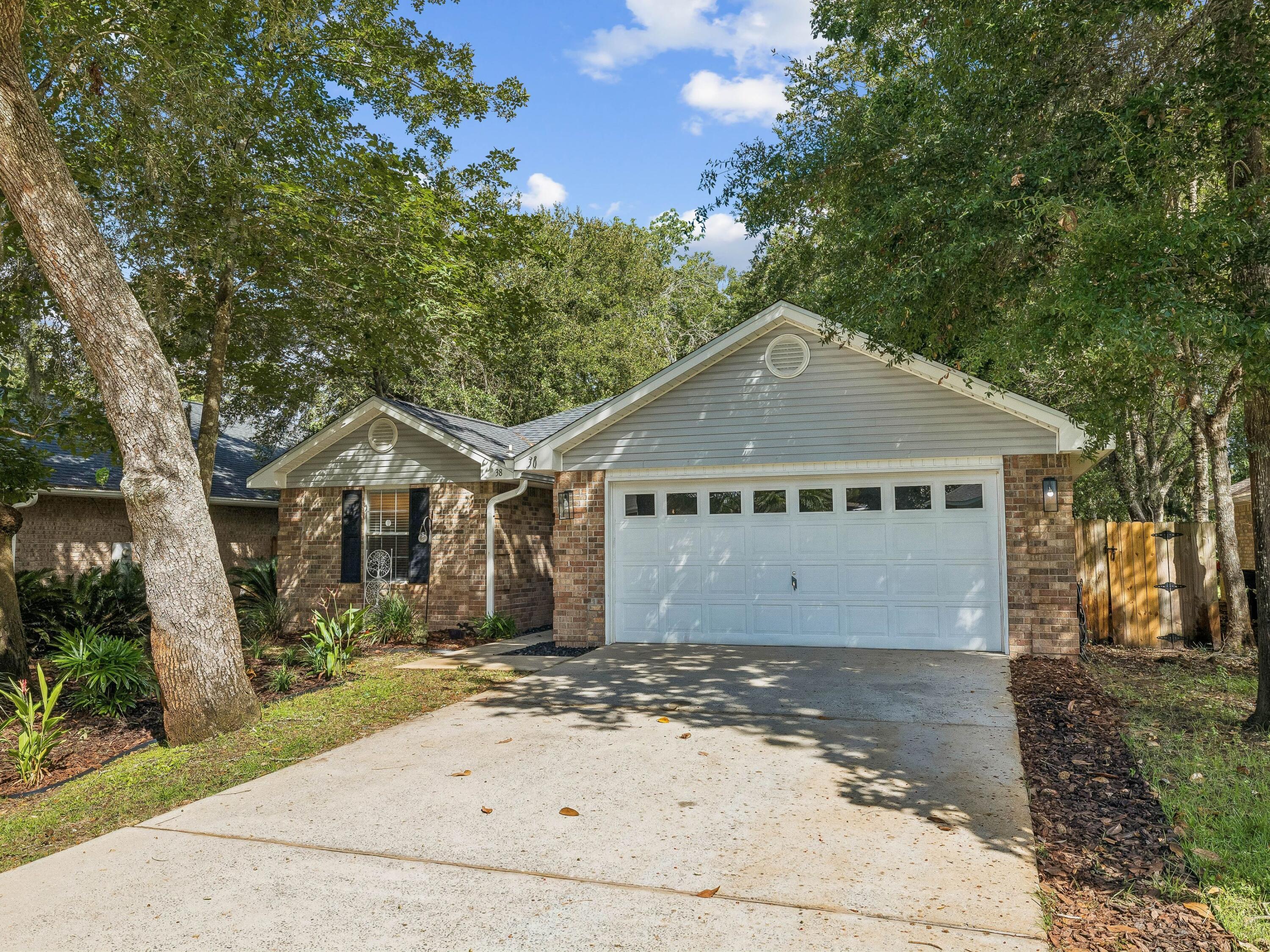 38 Bayou Landing Road — photo