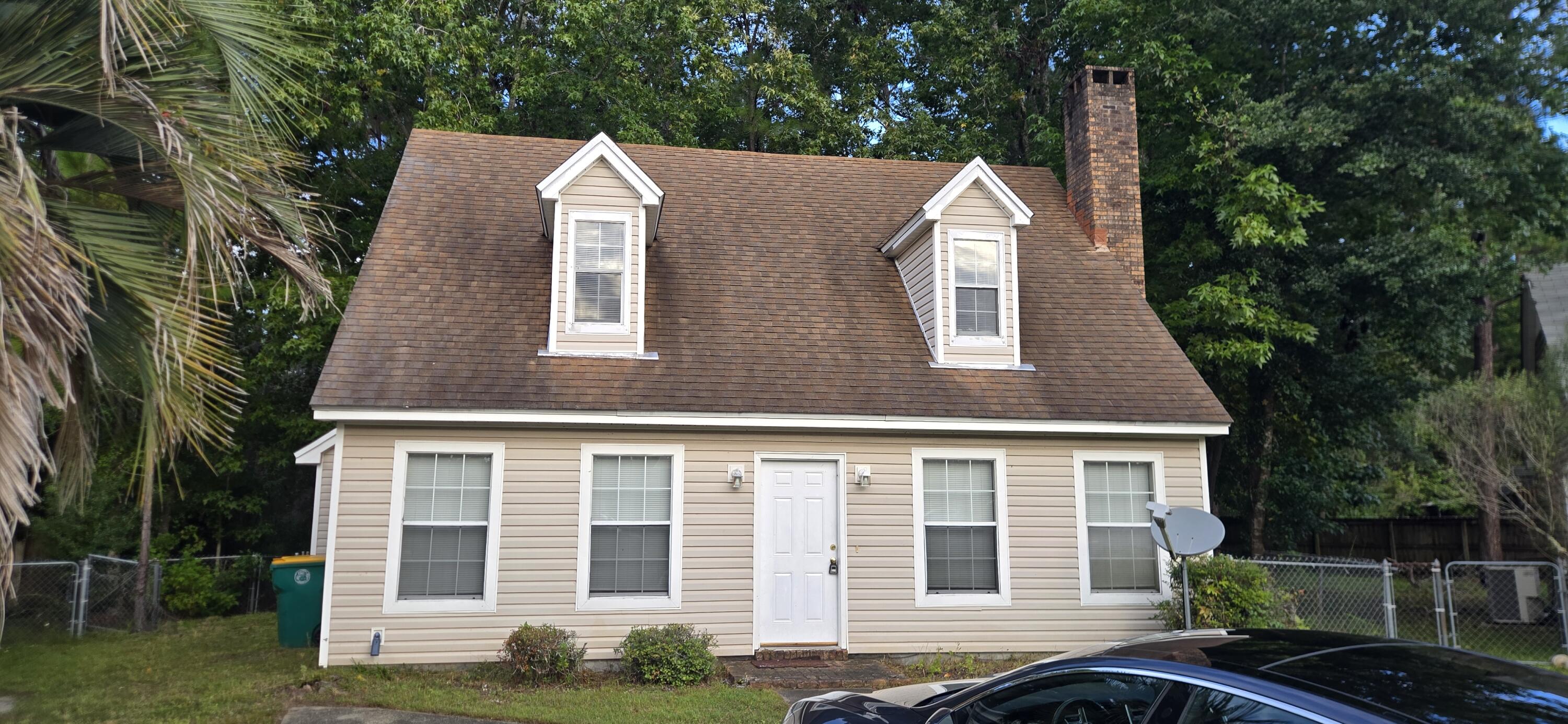 2533 Georgetown Lane — photo