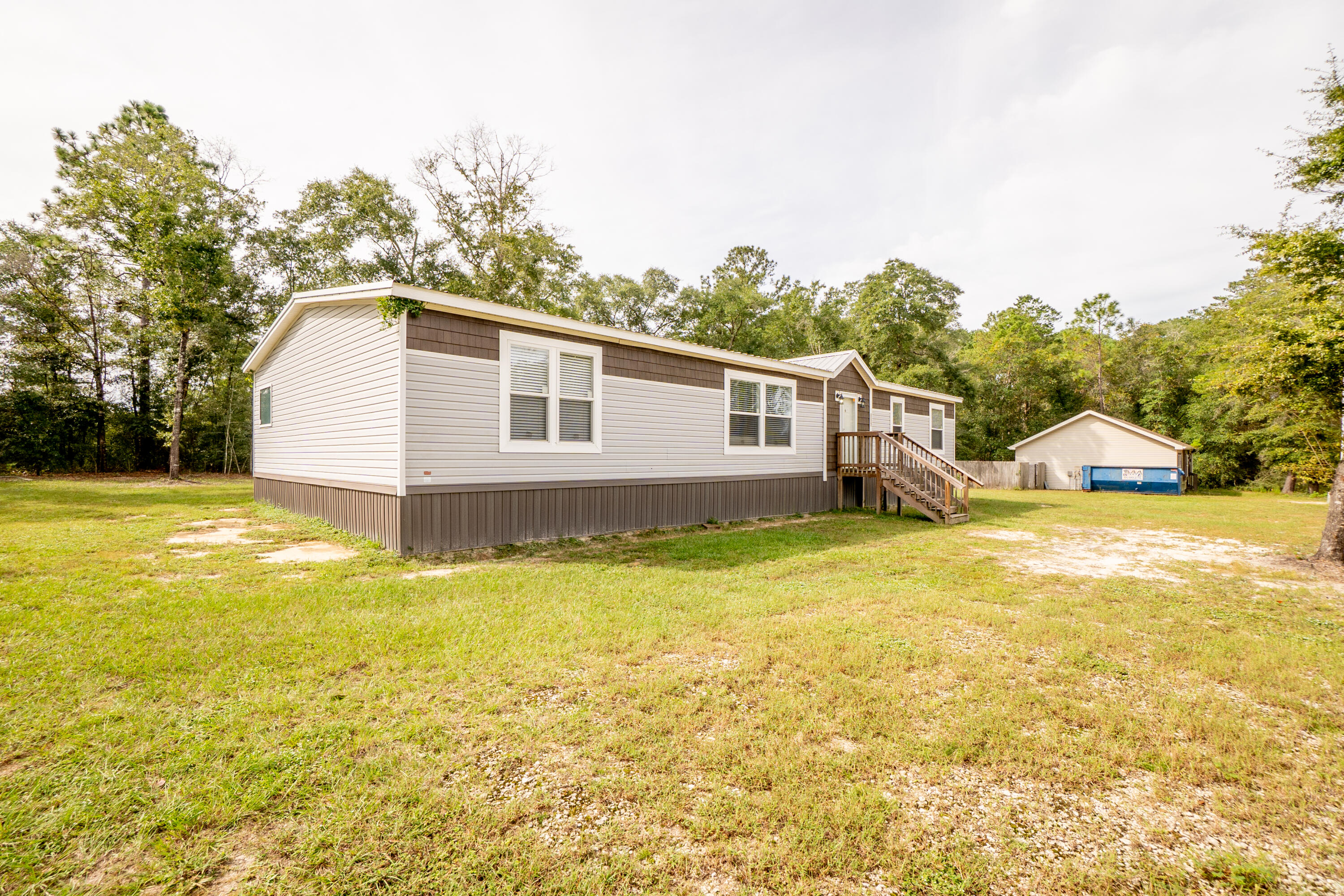 115 W Orange Blossom Avenue — photo