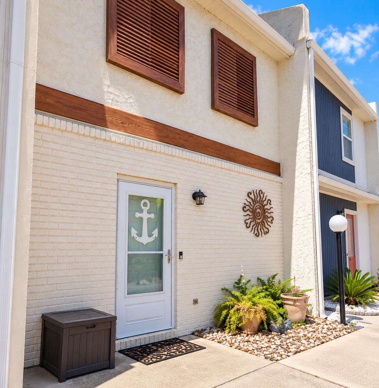 6215 Thomas Drive Unit 123 — photo