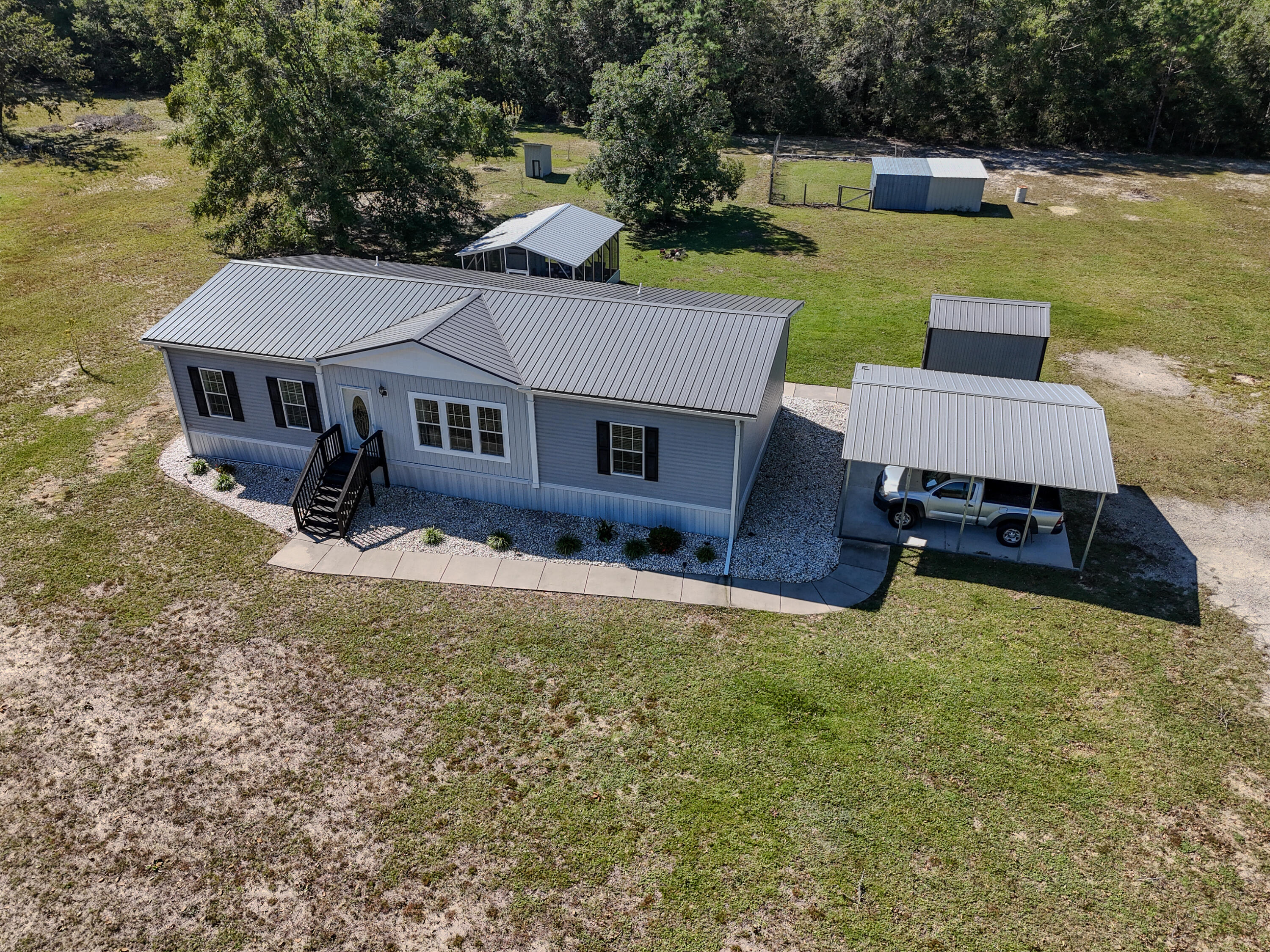 392 Quail Ridge Road — photo