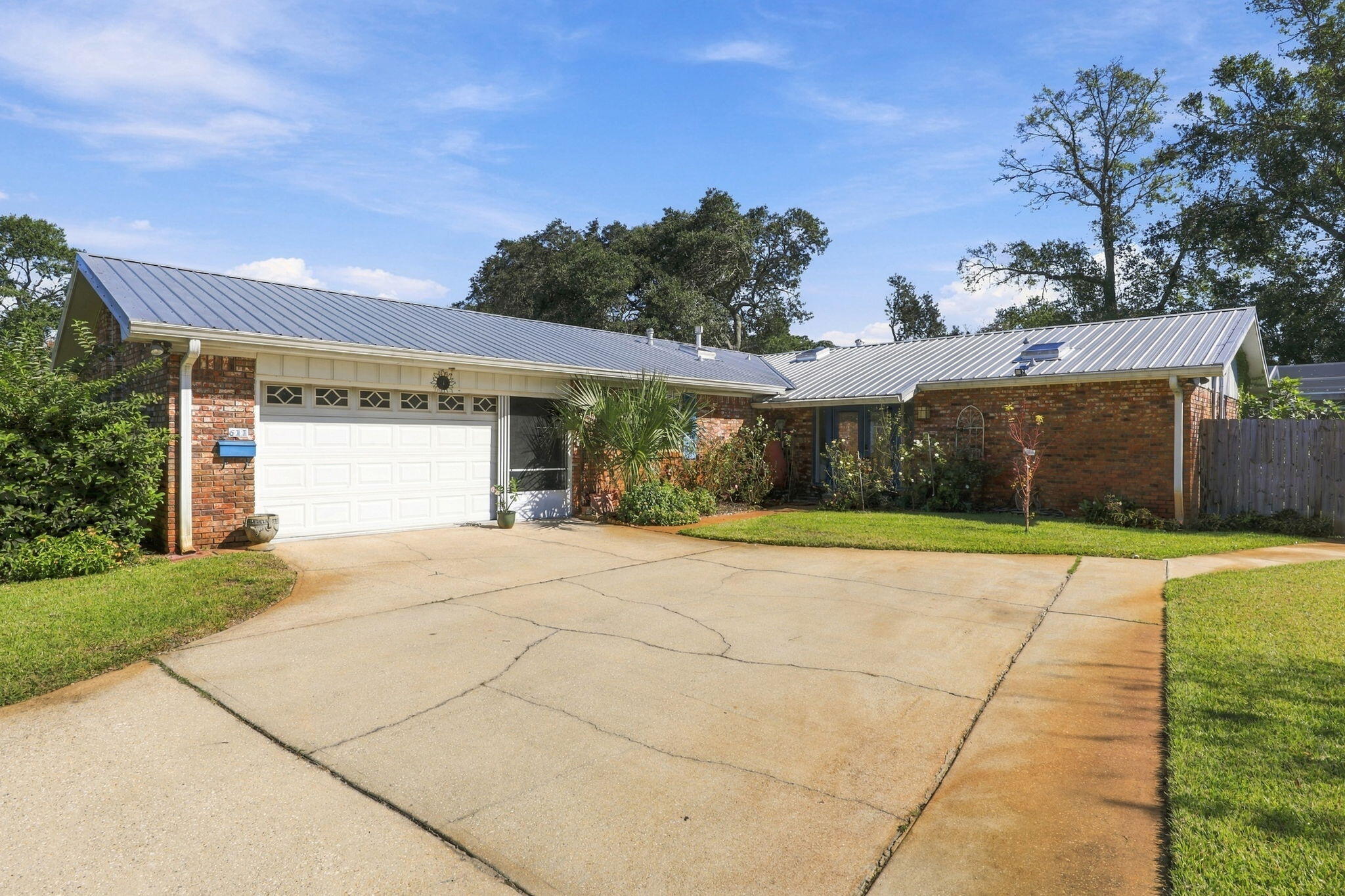 611 Audubon Drive — photo