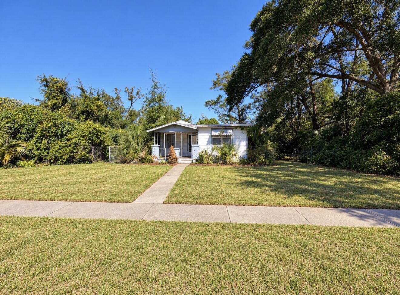 808 W Gonzalez Street — photo