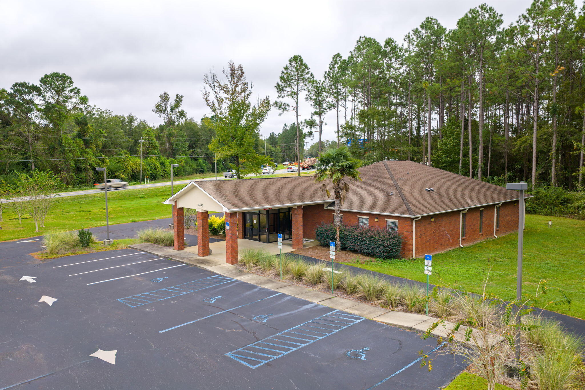 1200 Henley Lane — photo