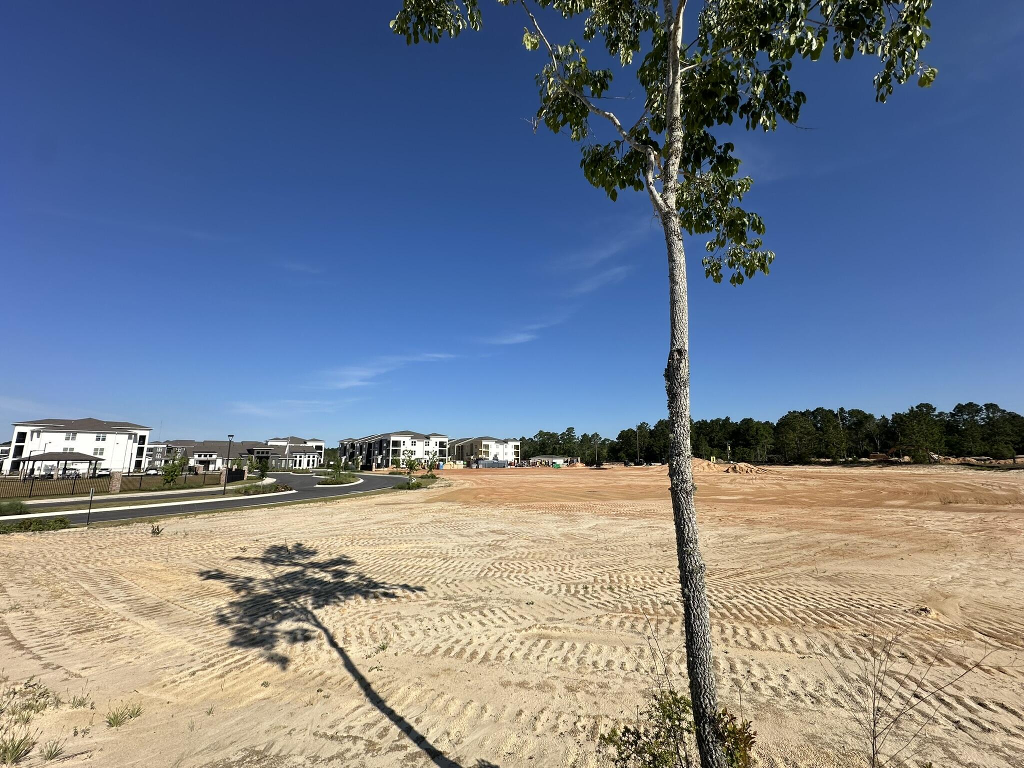 1.4+/-AC Crosson St. Mirage Avenue — photo