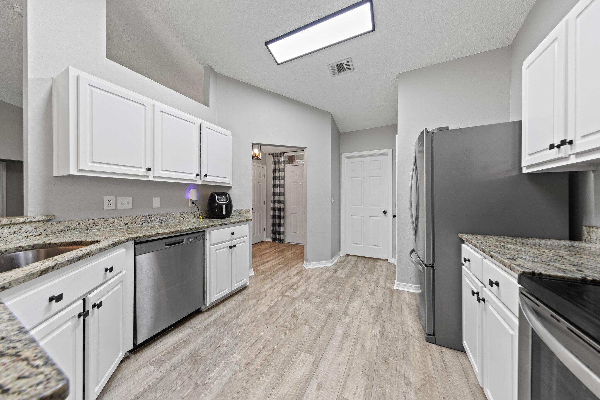 5123 Whitehurst Lane — photo