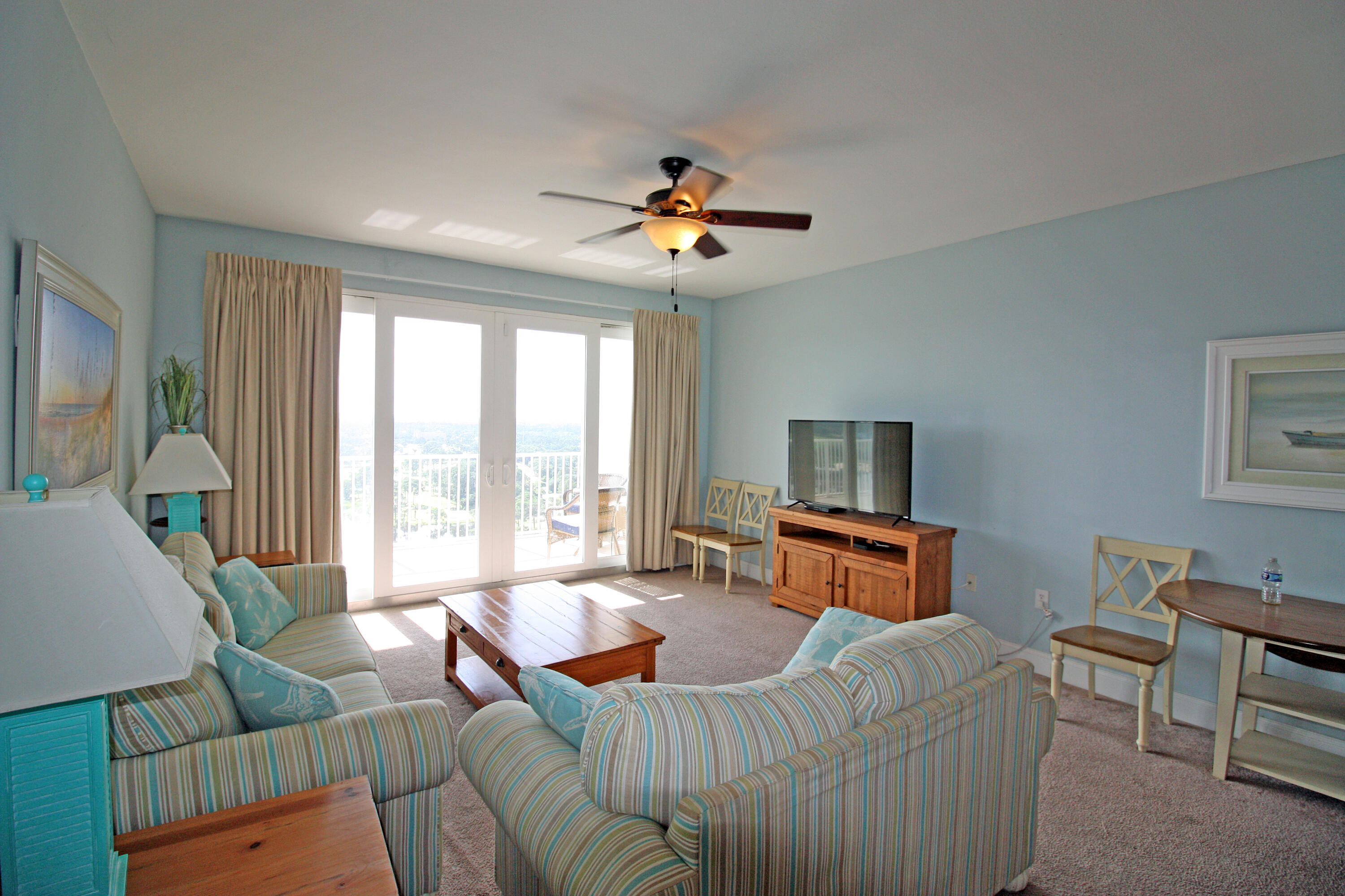 9902 S Thomas Drive Unit 1828 — photo
