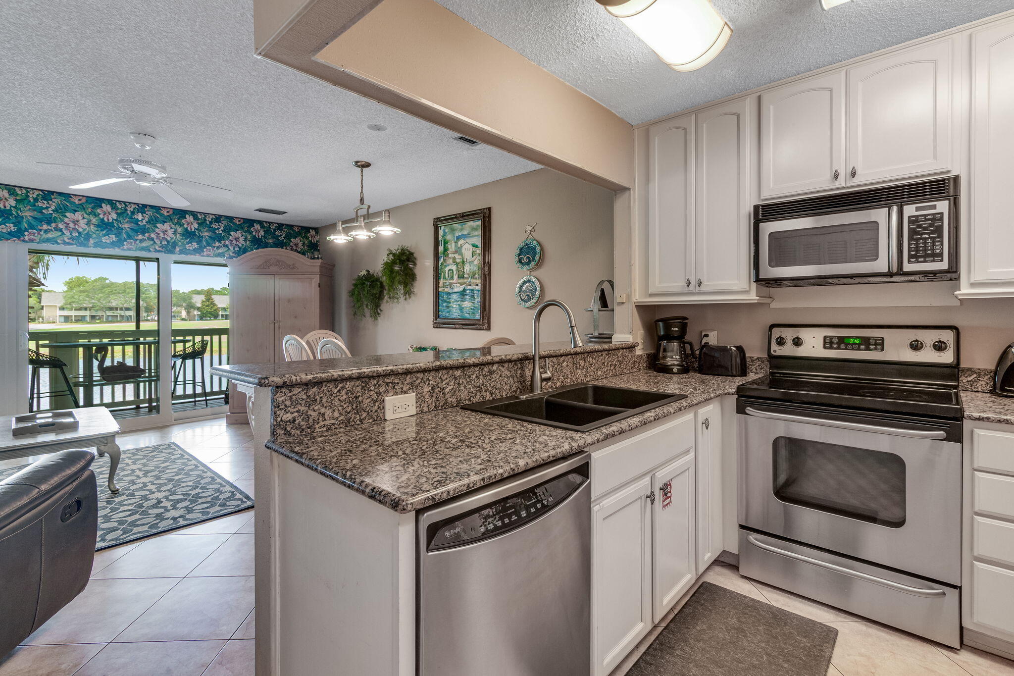 85 S Driftwood Bay Unit 227 — photo