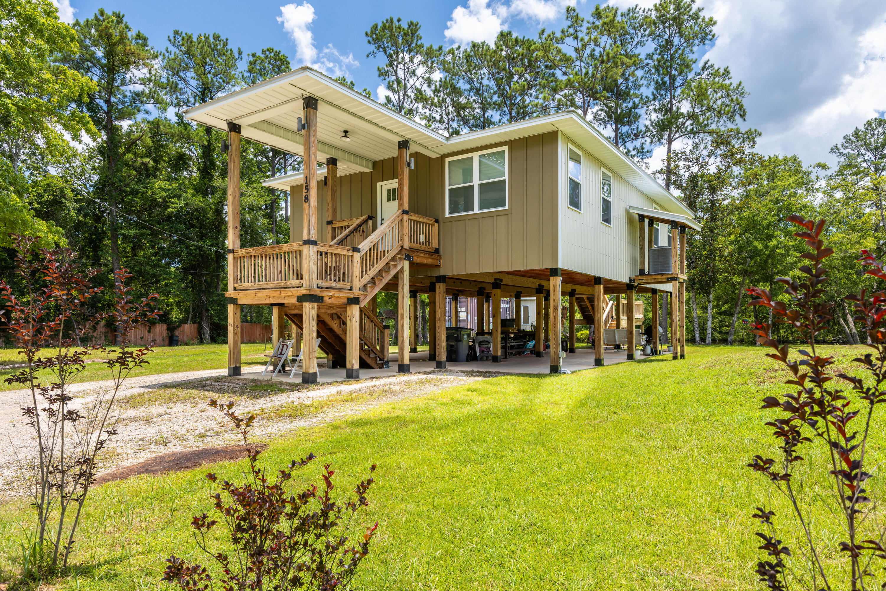 158 Johns Lane — photo