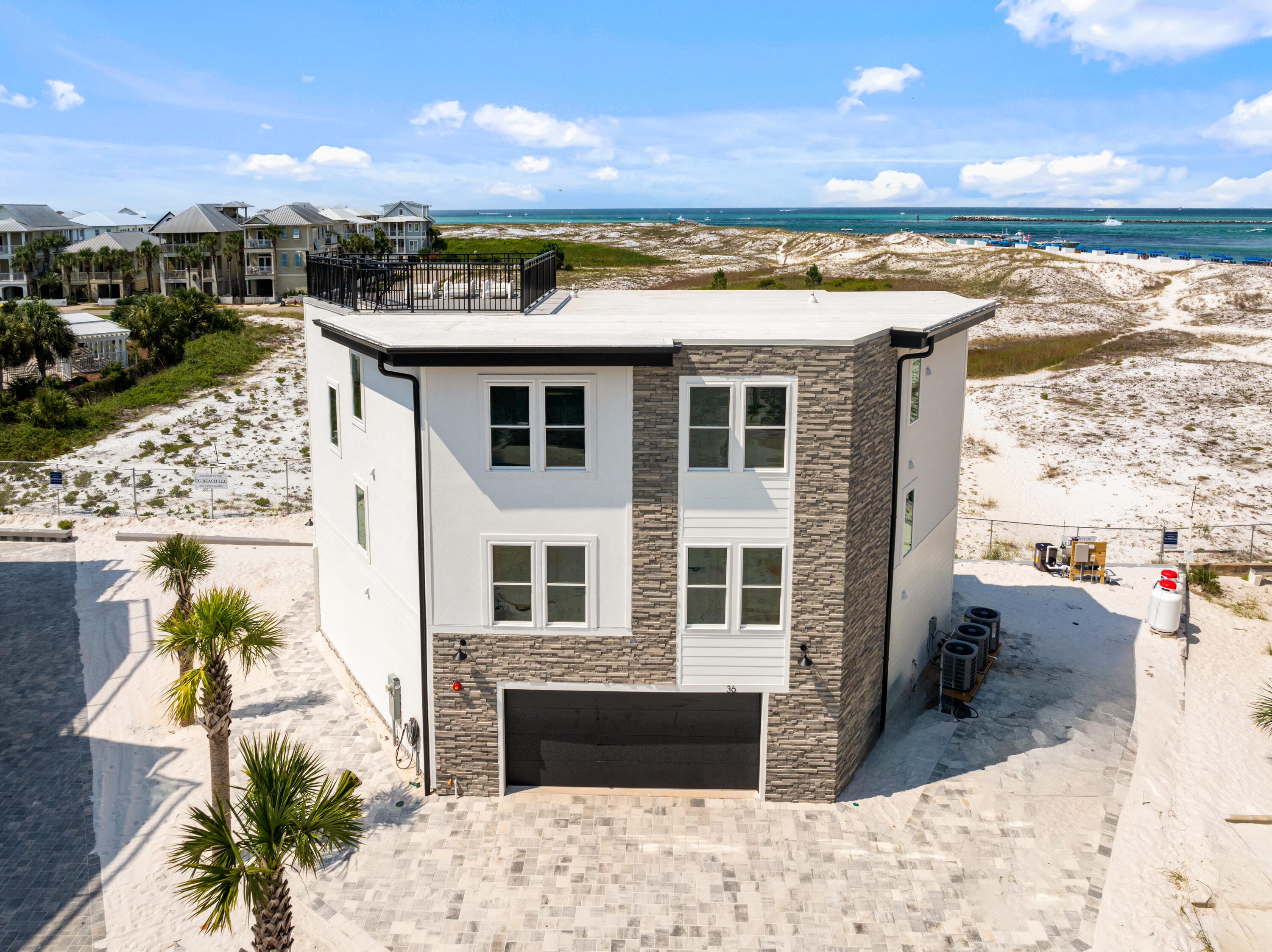 36 Gulf Breeze Court — photo