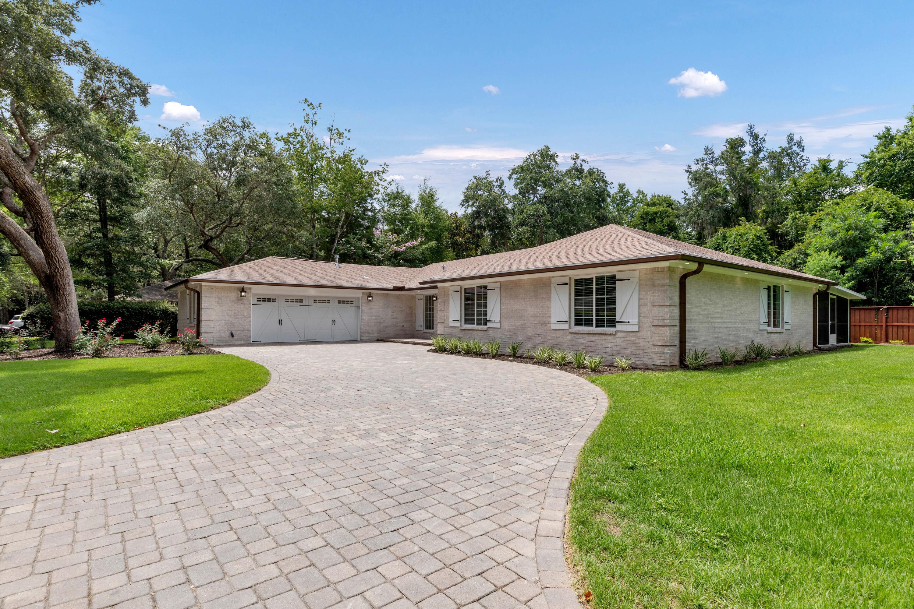 343 Oaklake Lane — photo
