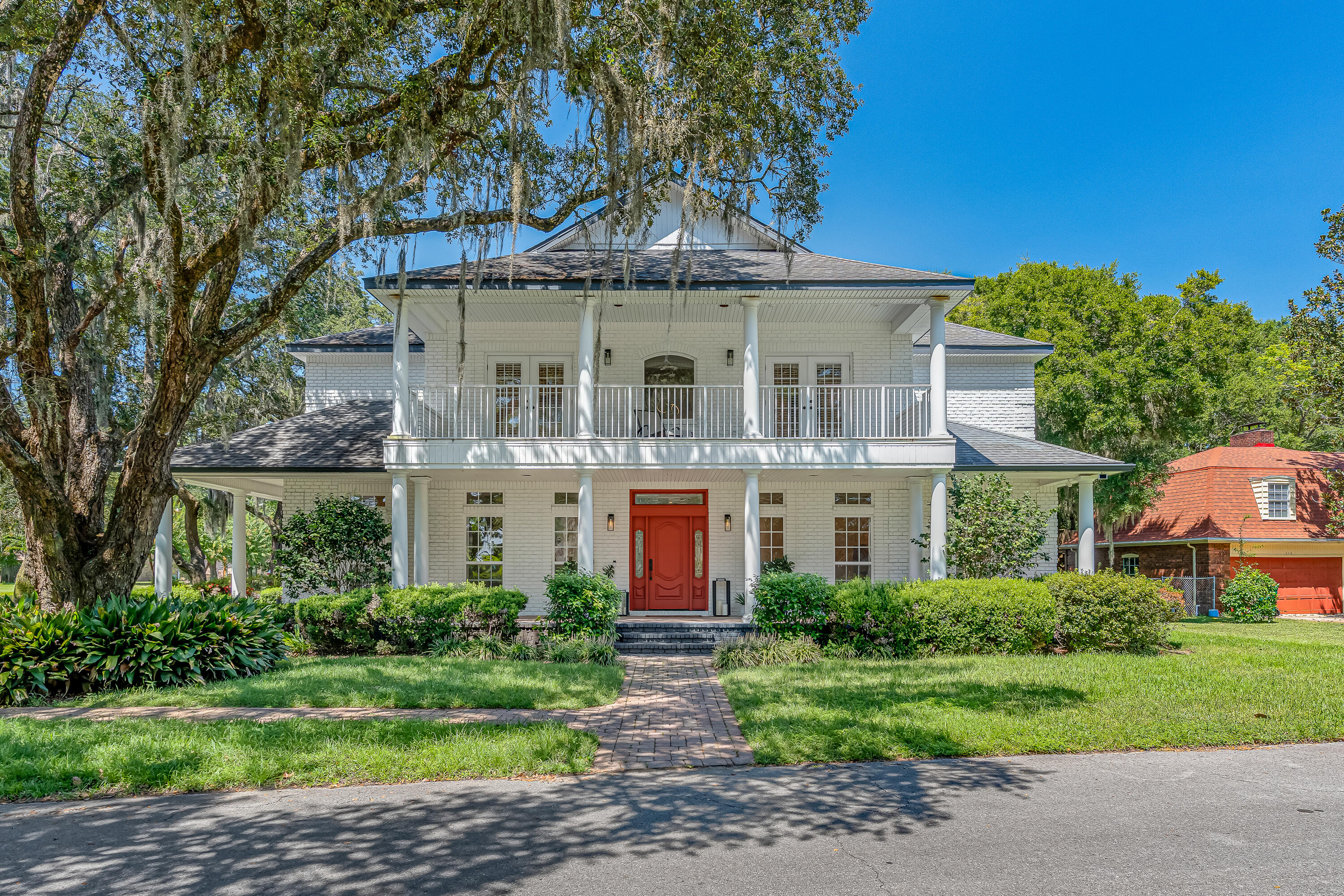 111 Troy Circle — photo