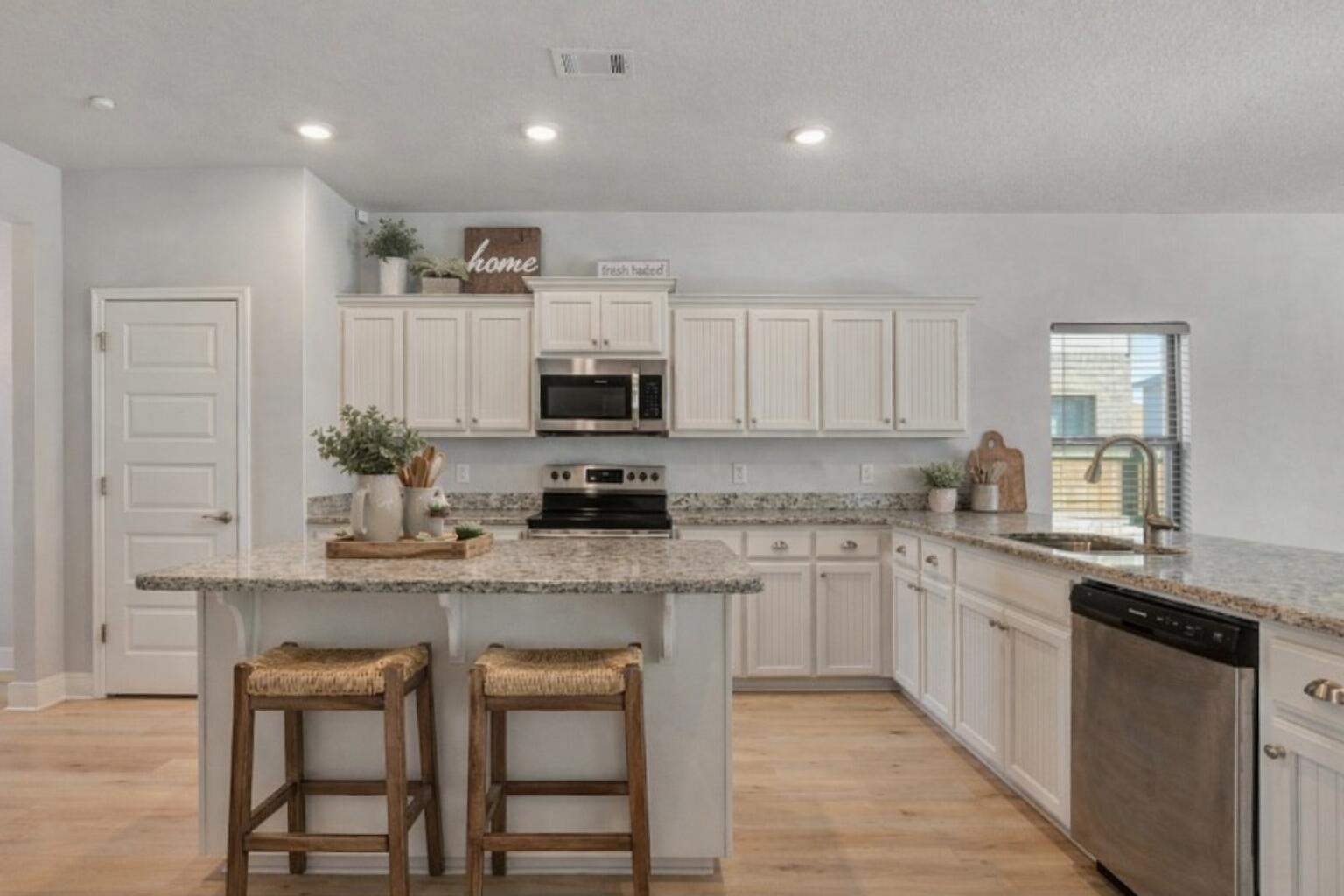 231 Baycliff Drive — photo