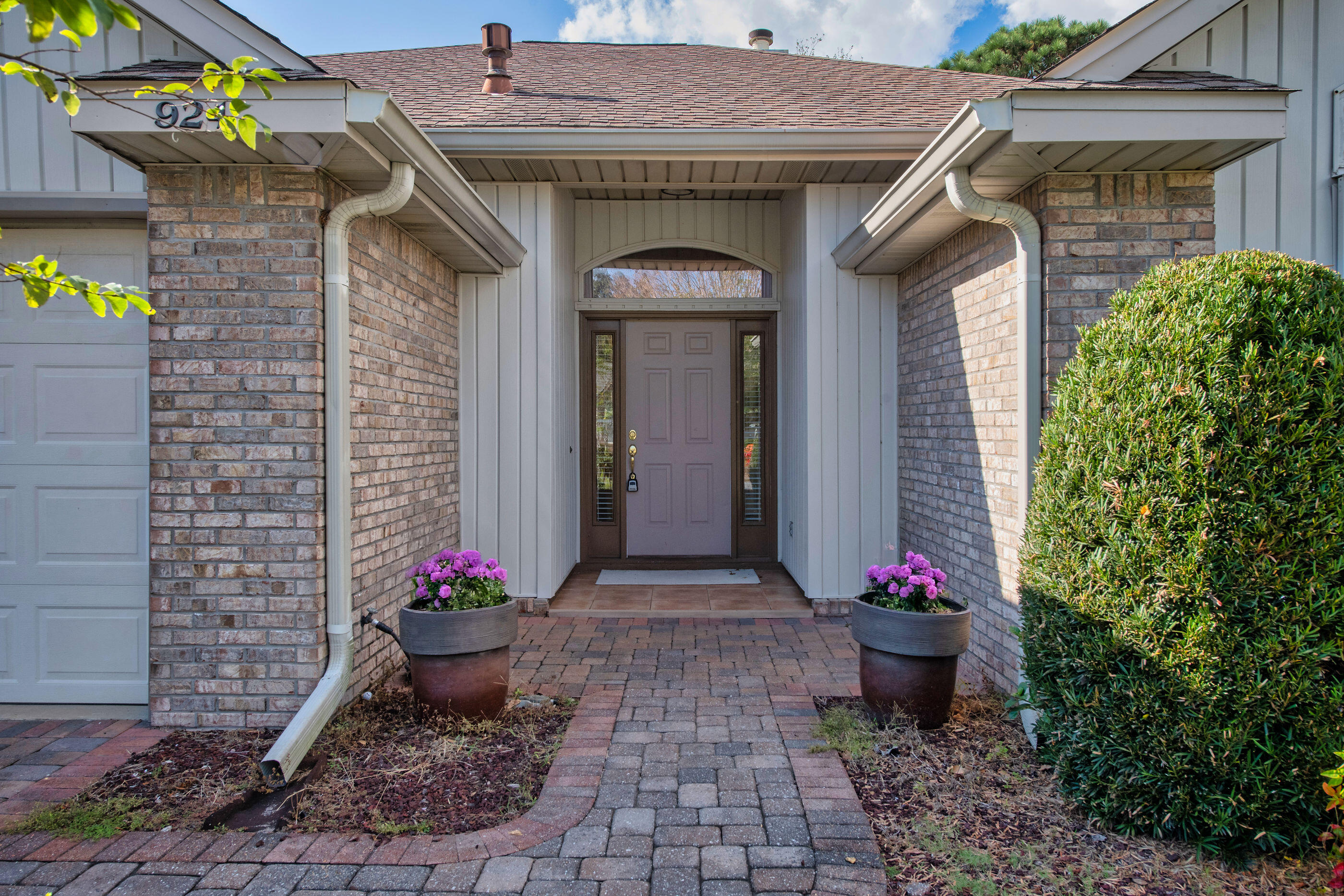 924 Shalimar Point Drive — photo