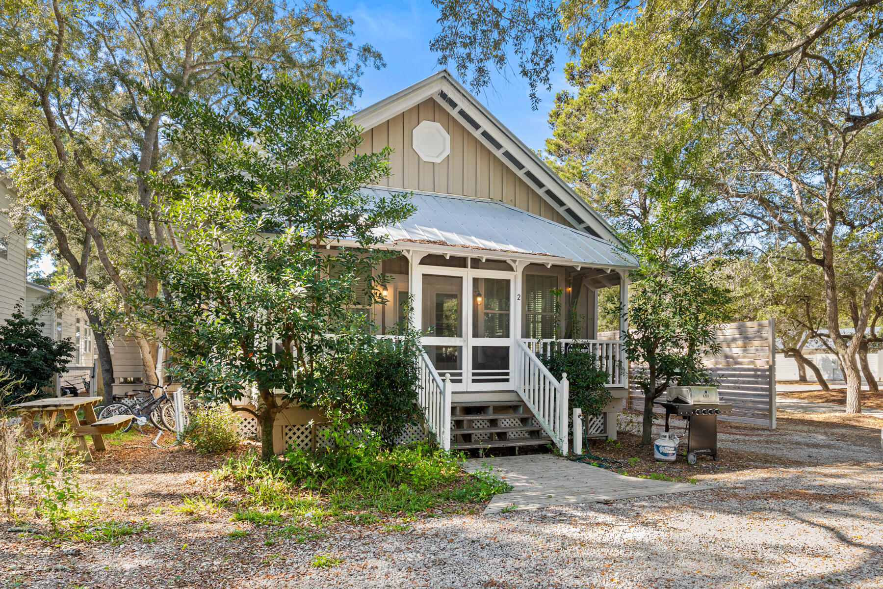 2 Magnolia Street — photo