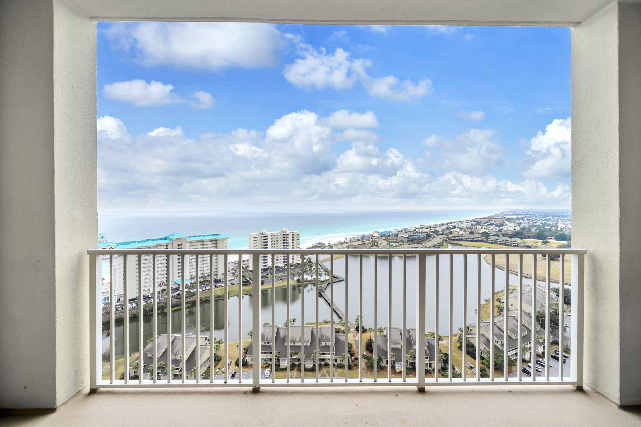 122 Seascape Drive 2305 — photo