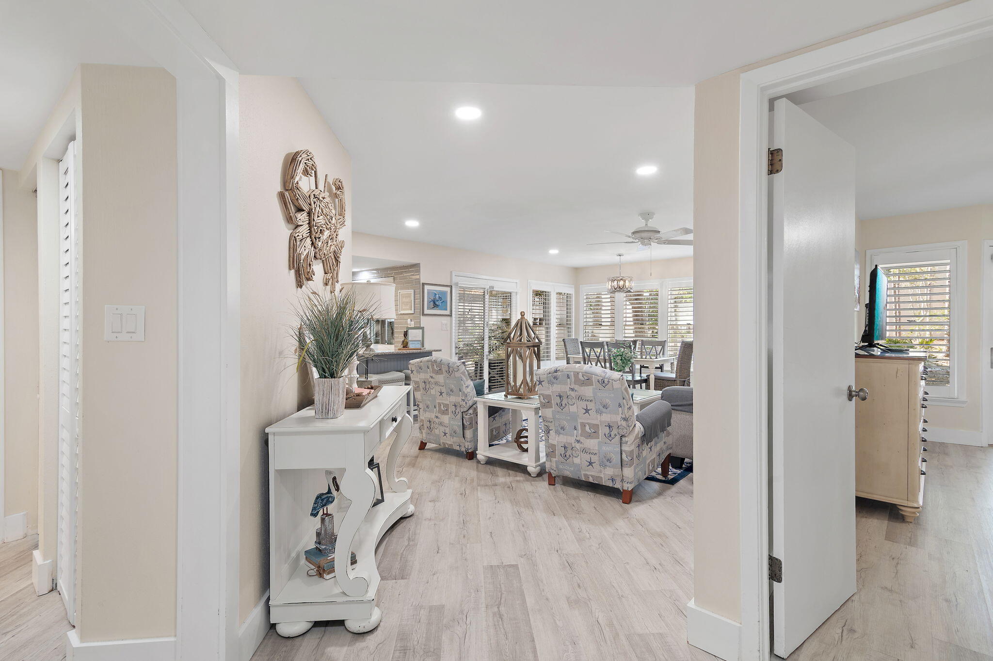 9815 US Highway 98 W Unit 204 — photo