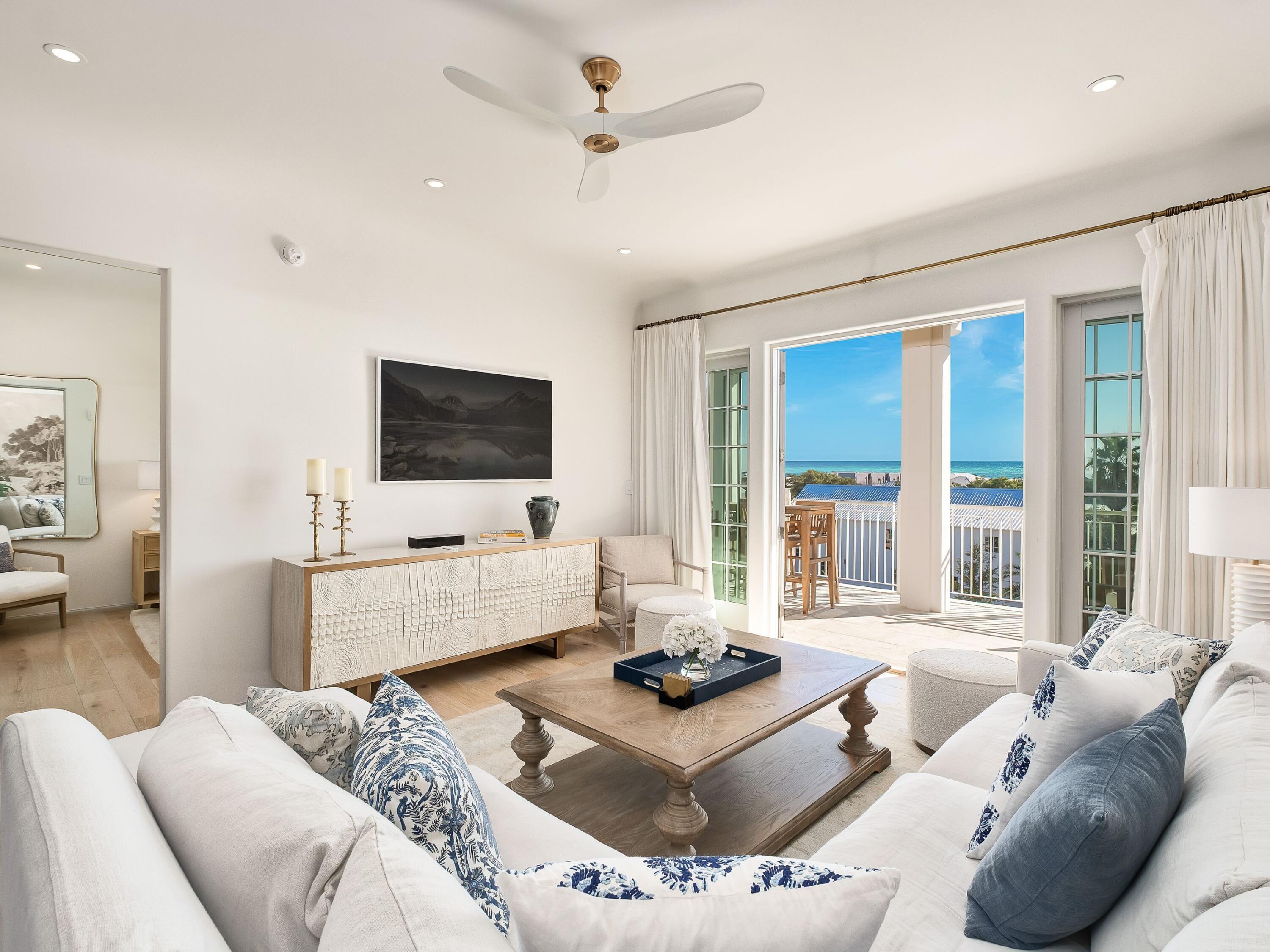 45 W Solaire Way 303 — photo
