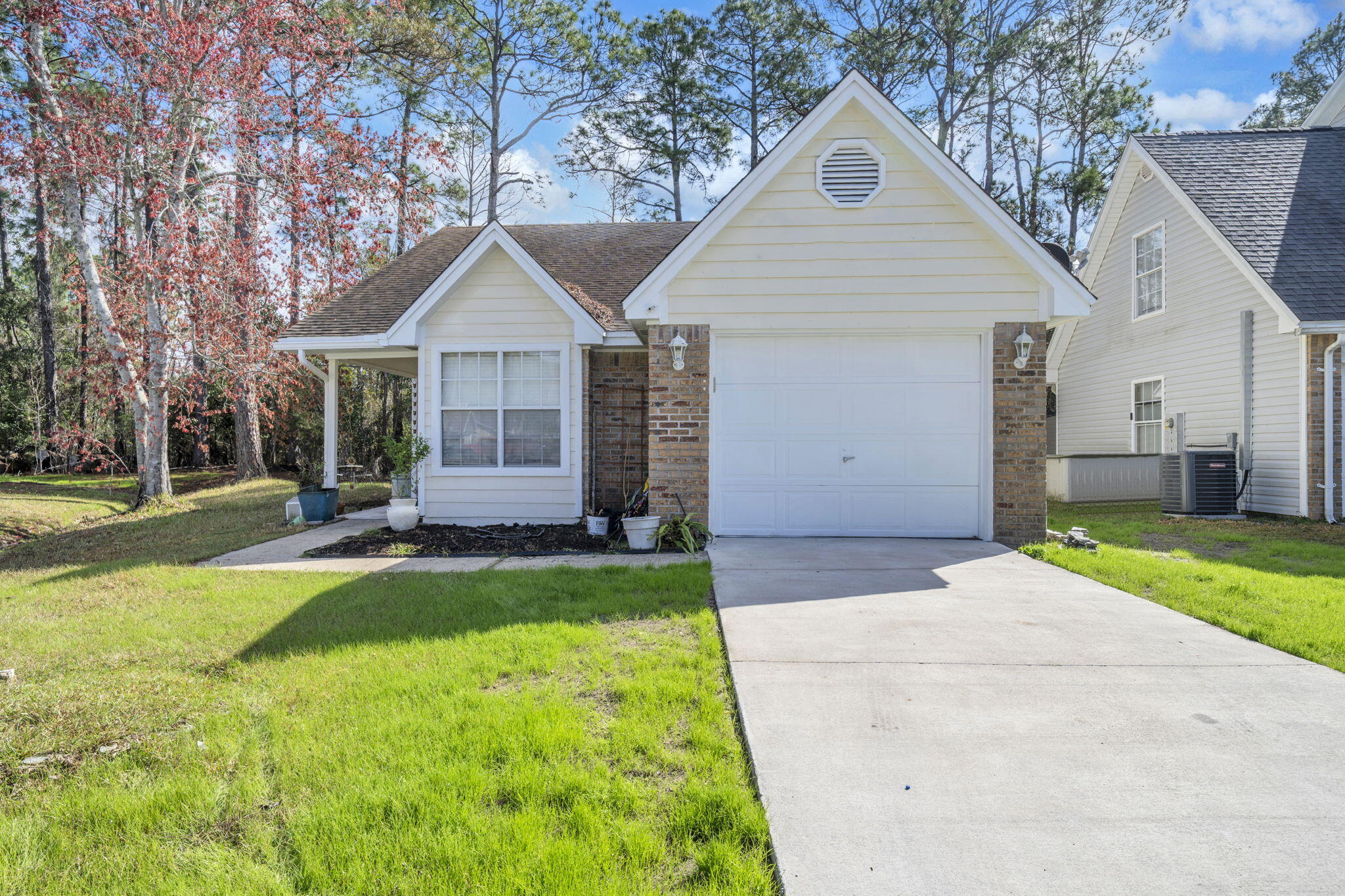 3040 Yorktown Circle — photo