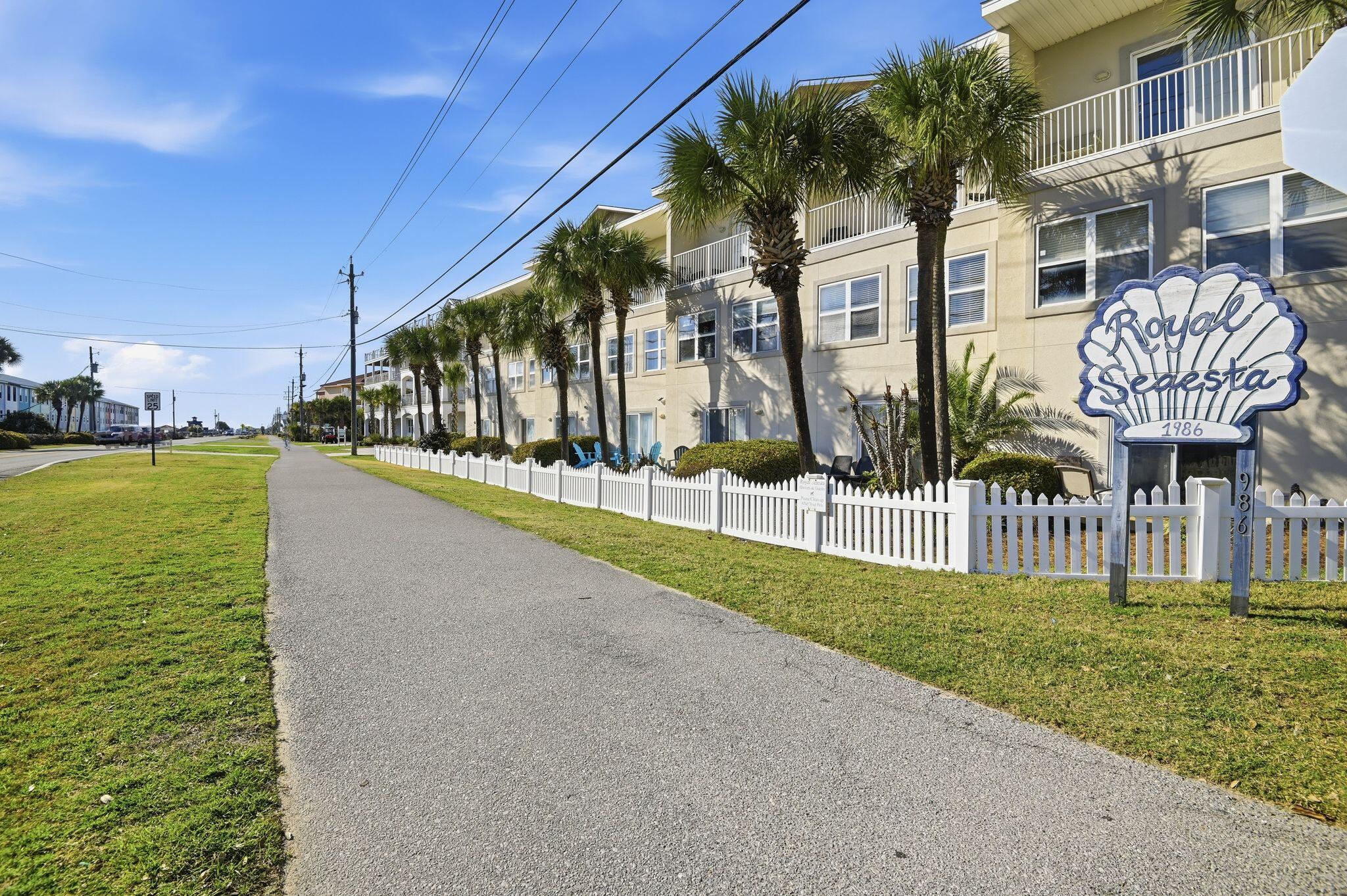 1986 Scenic Gulf Drive Apt 9 — photo