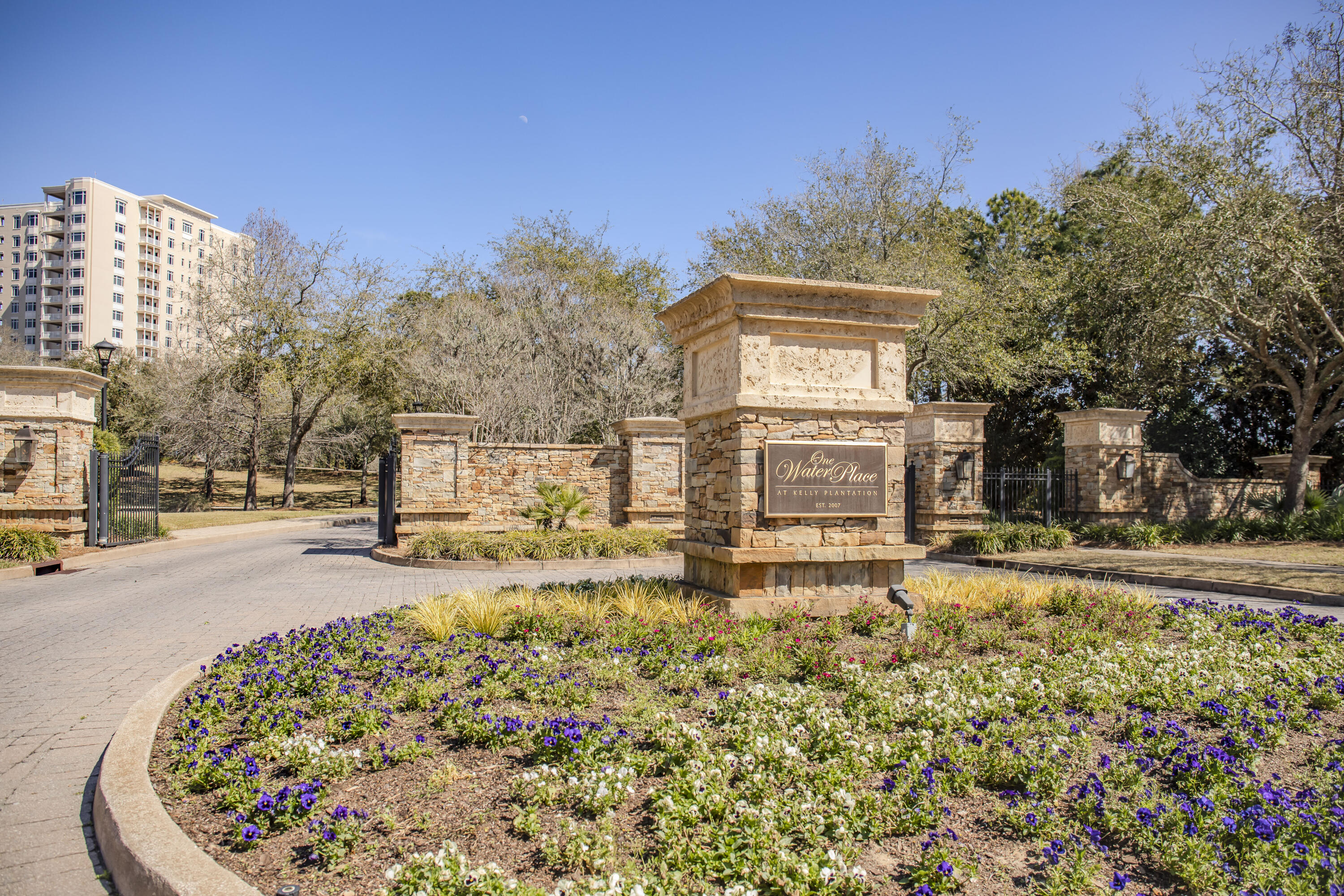 408 Kelly Plantation 410 — photo