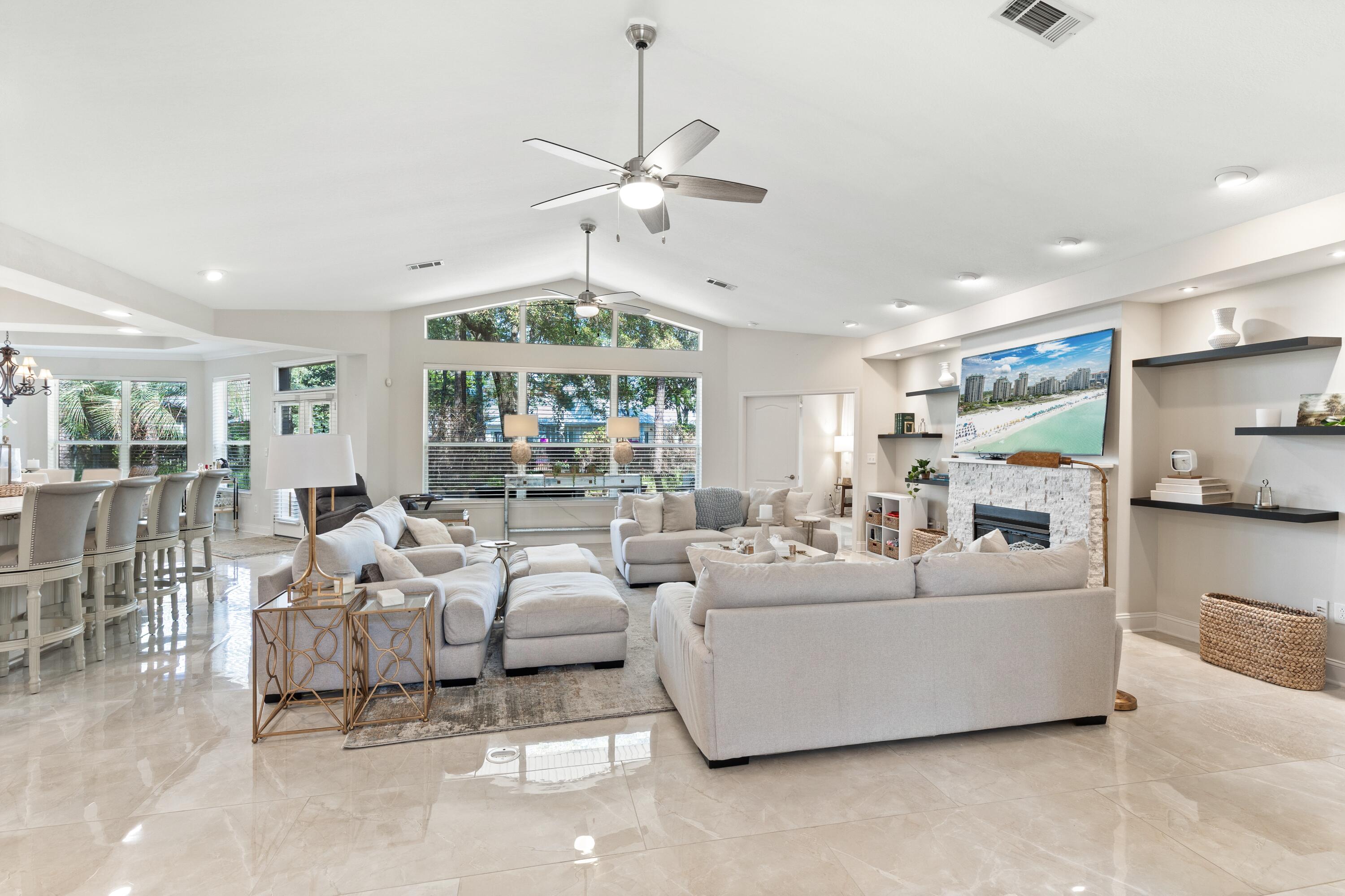 1415 E Baytowne Circle 32550 — photo