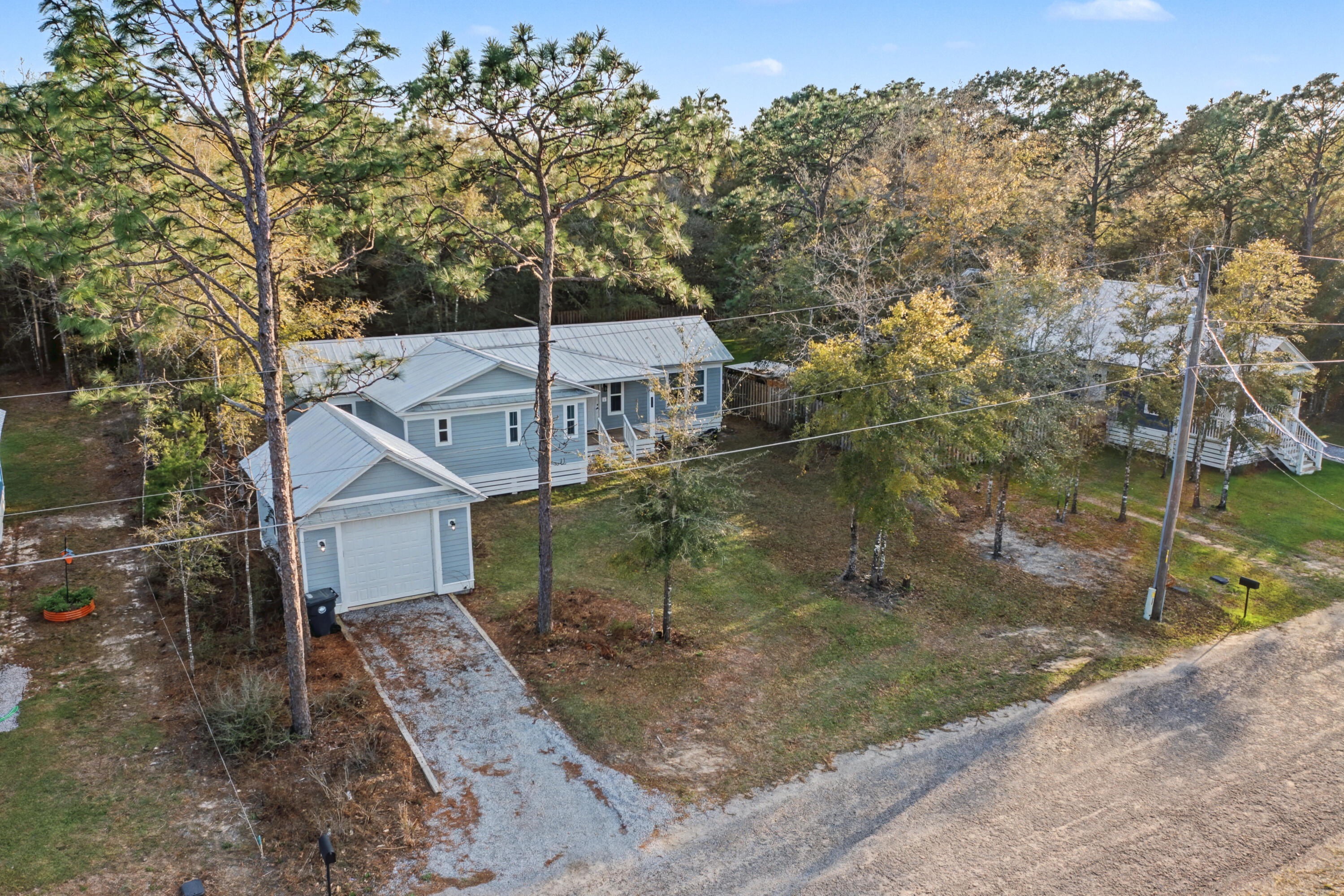 255 W Renoir Road — photo