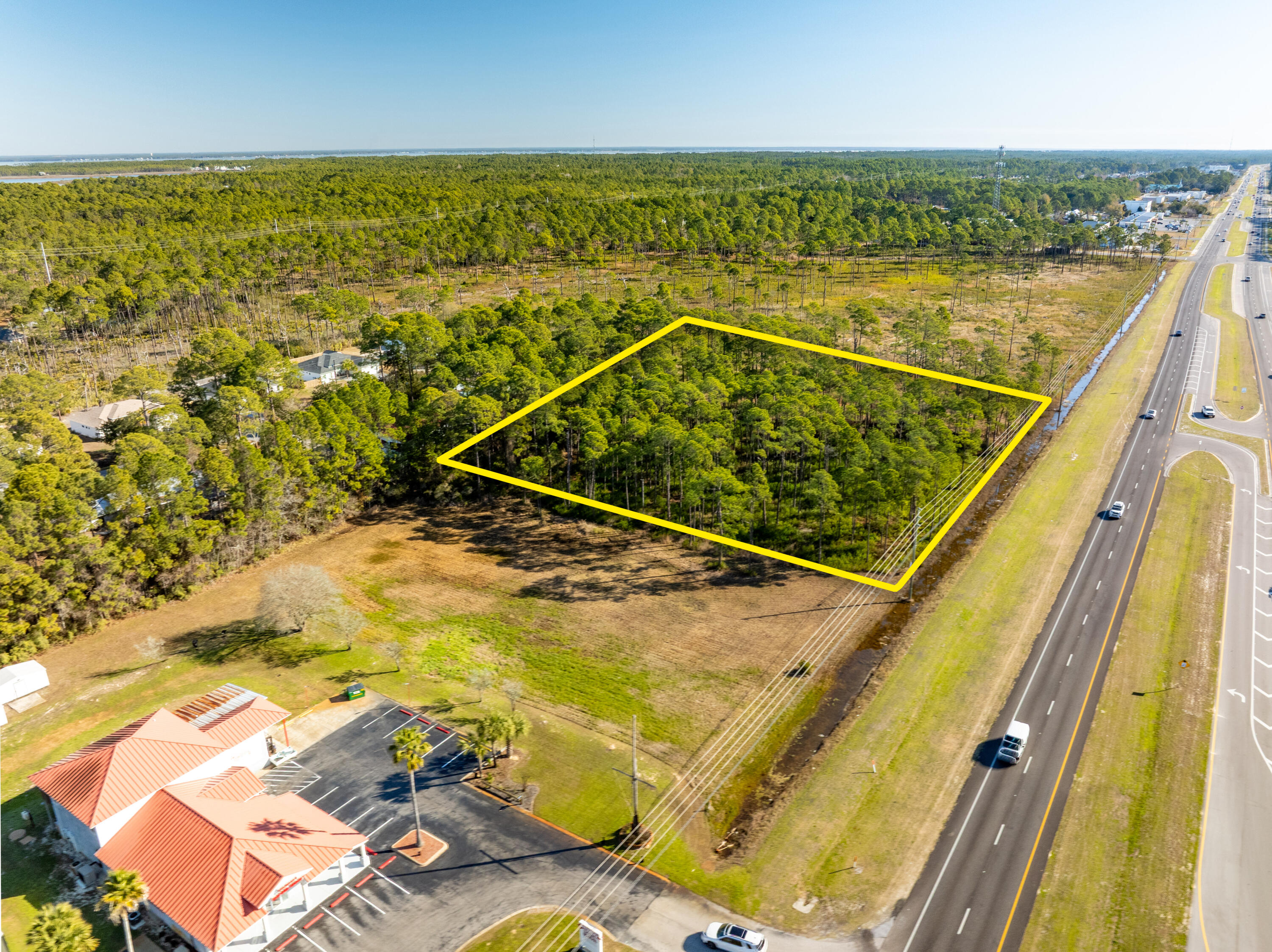 ±2.1 Acre US Highway 98 — photo