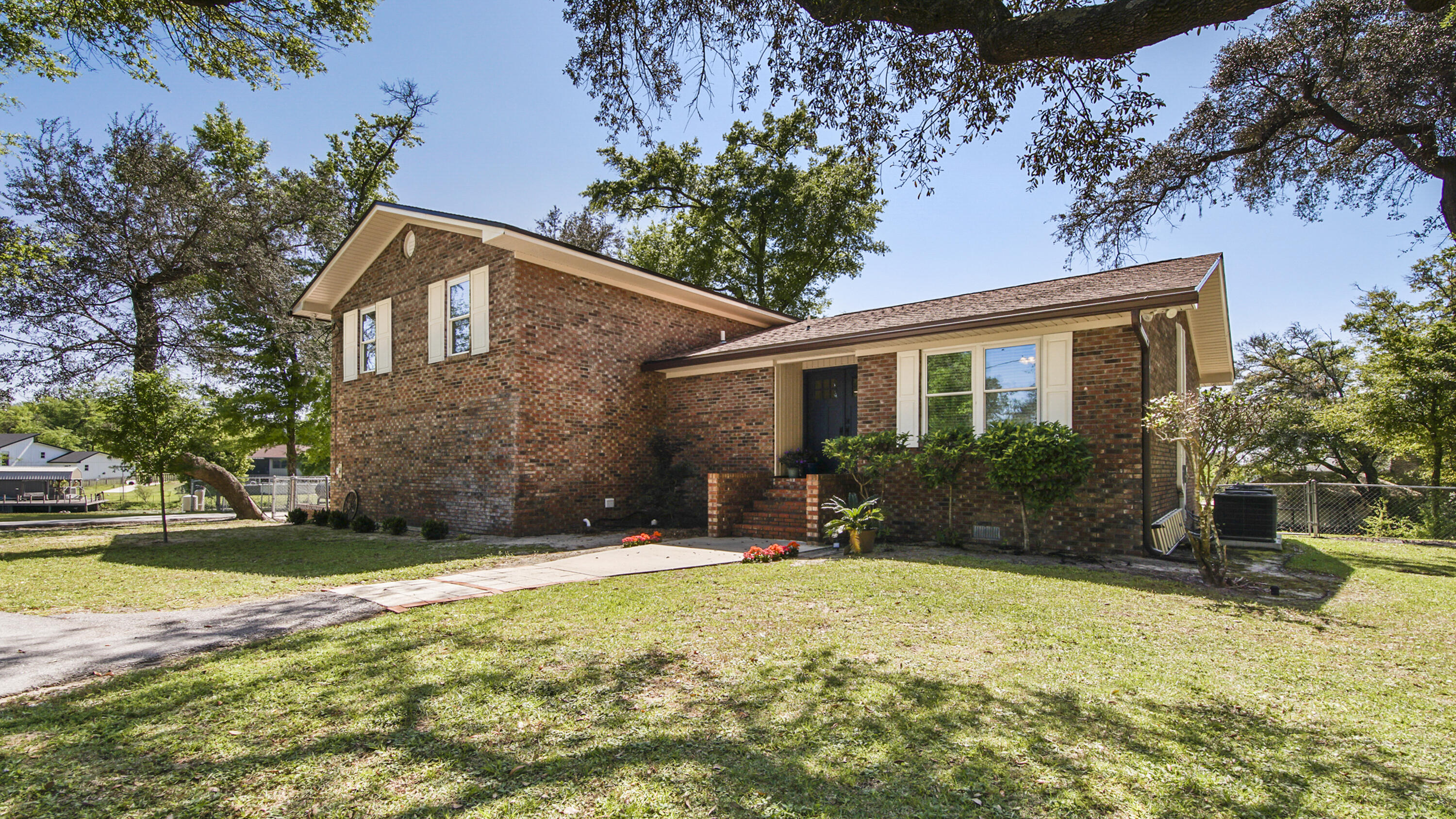 4403 Bluewater Drive — photo