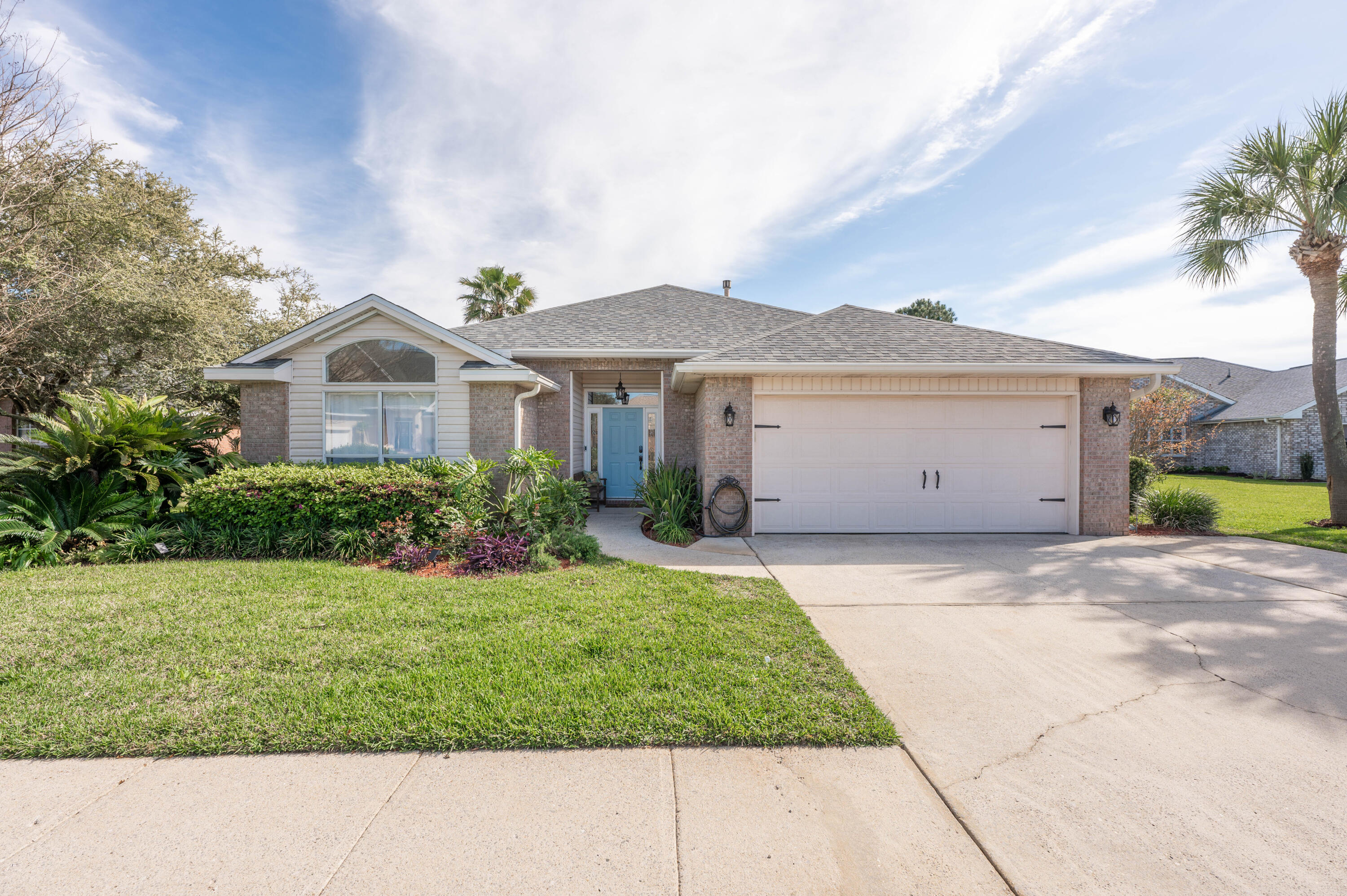 49 Sagris Cove — photo