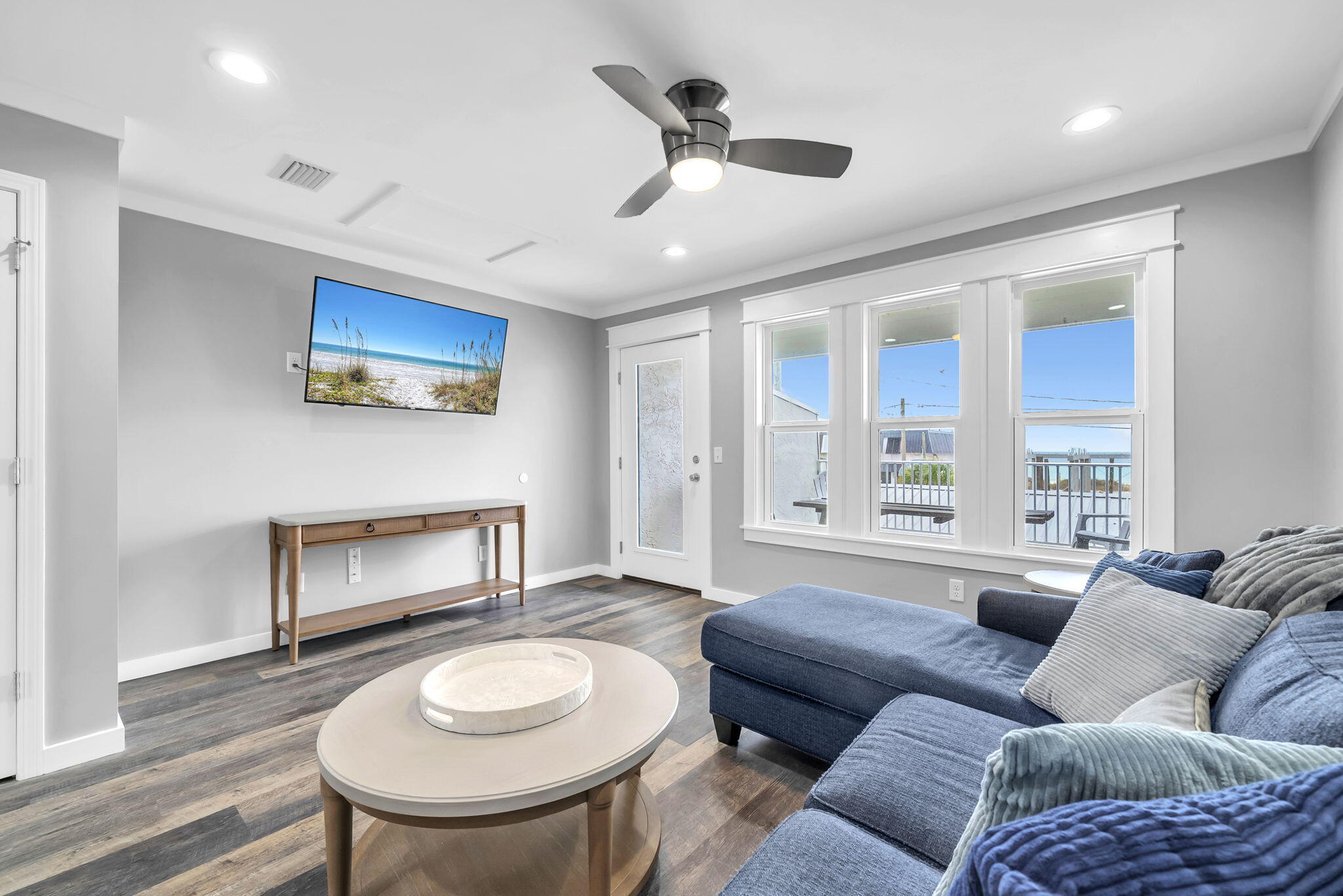 8706 Surf Drive #B — photo