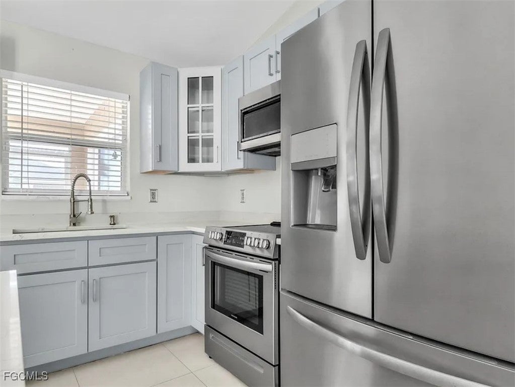 1526 NW 21st Place — photo