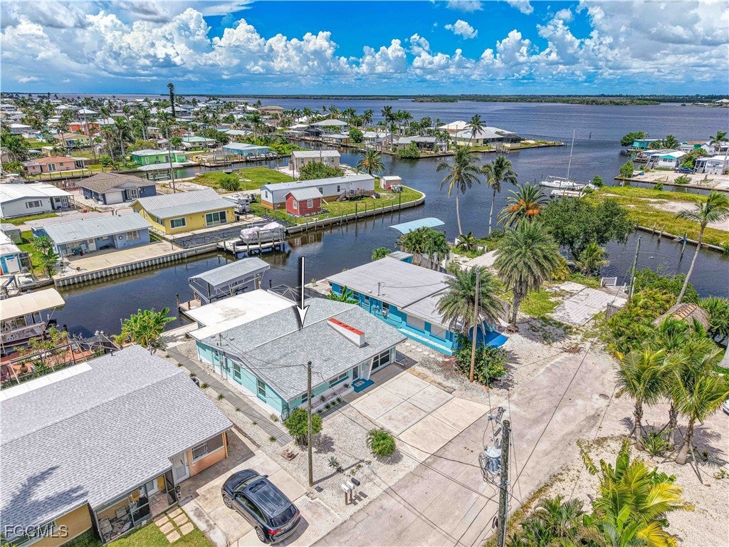 2500 Harbor View Drive — photo