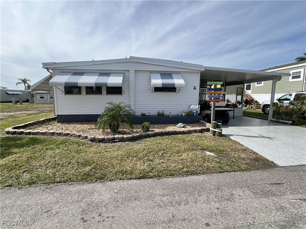 290 Valencia Drive — photo