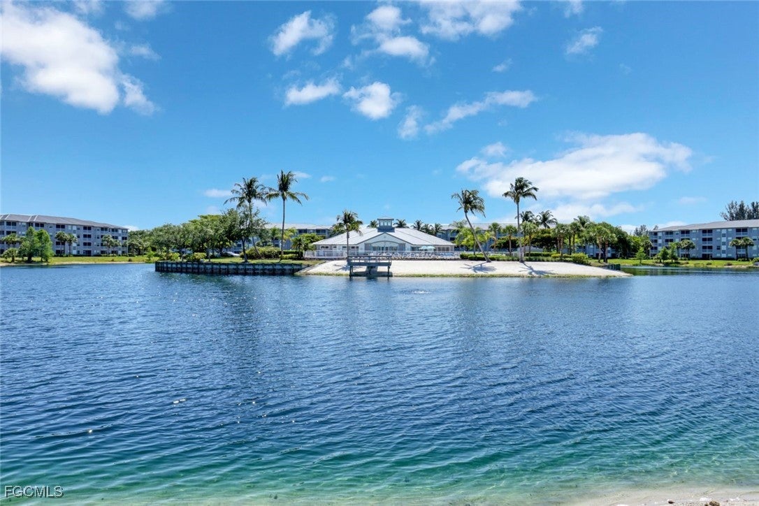 16625 Lake Circle Drive 518 — photo