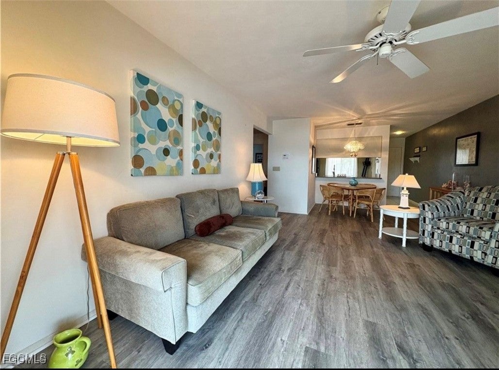 11170 Caravel Circle 210 — photo