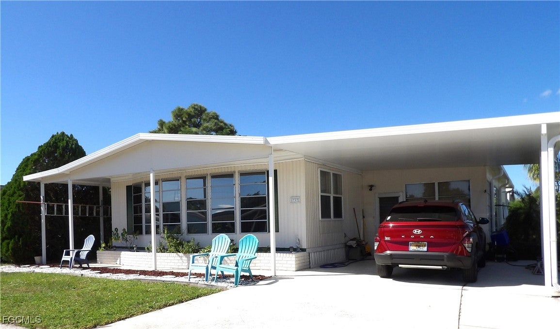 737 Knotty Pine Circle — photo