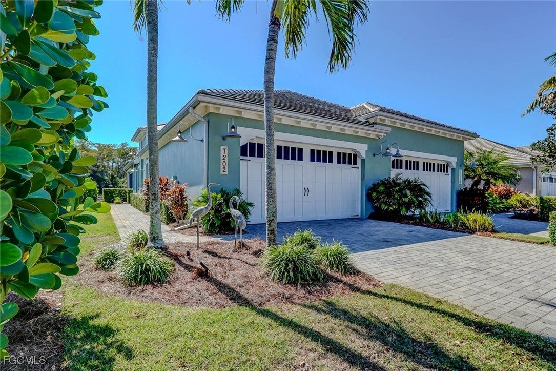 7202 Dominica Drive — photo