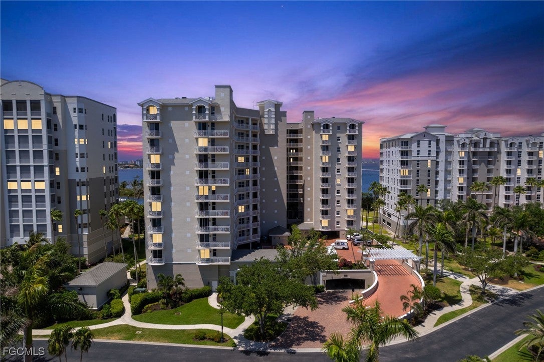 14250 Royal Harbour Court 318 — photo