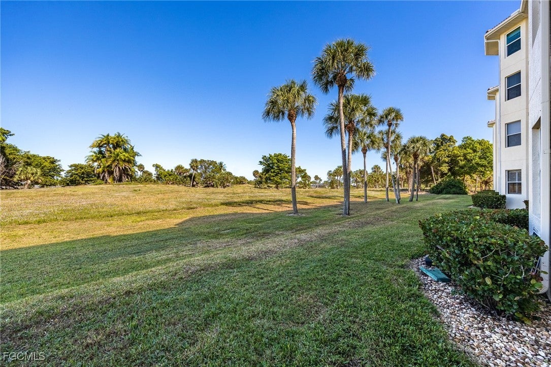 4015 Palm Tree Boulevard 102 — photo