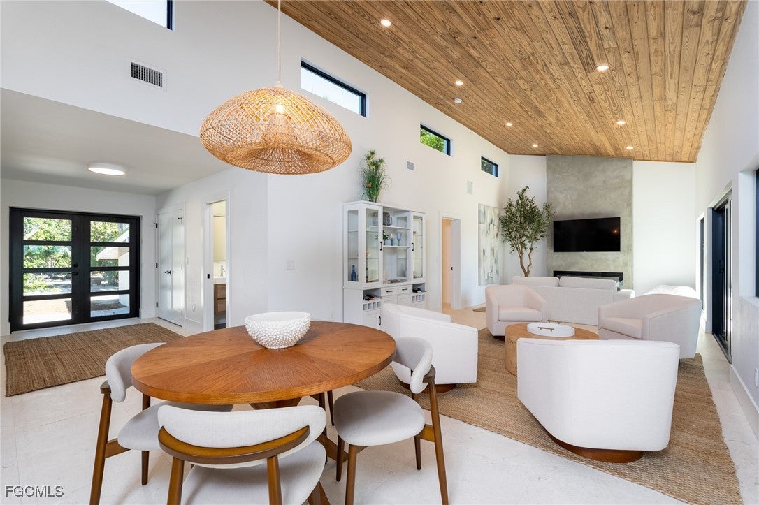 5801 Sanibel Captiva Road — photo