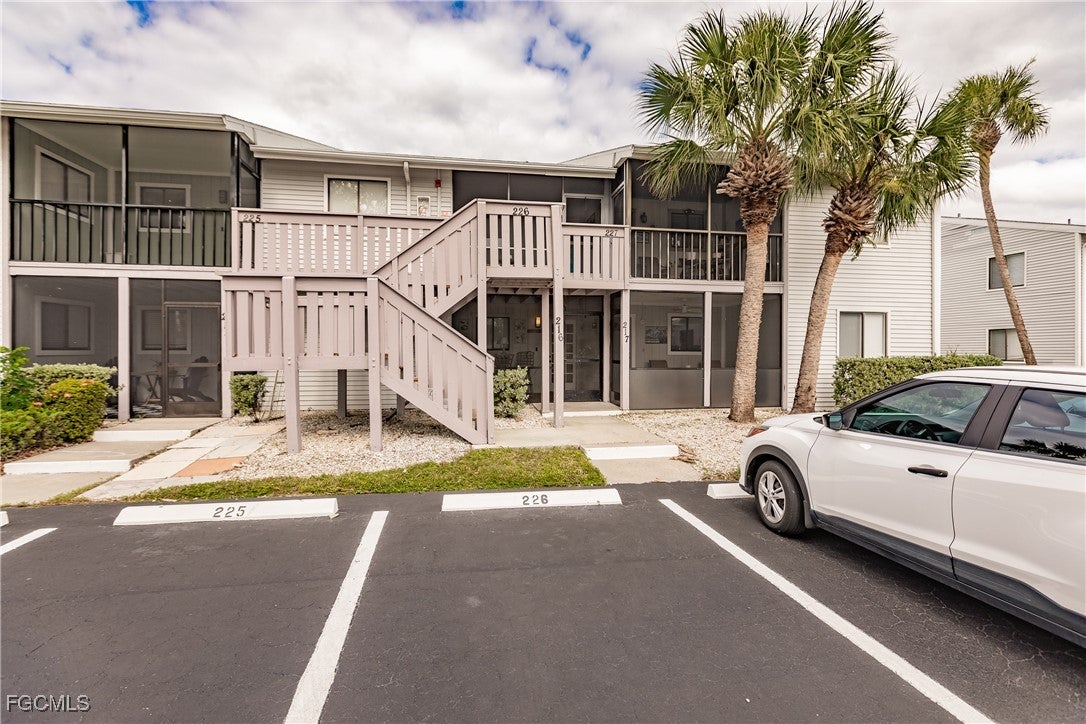1055 Palm Avenue 216 — photo