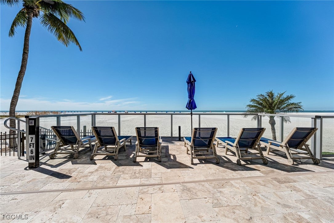 6612 Estero Boulevard 703 — photo
