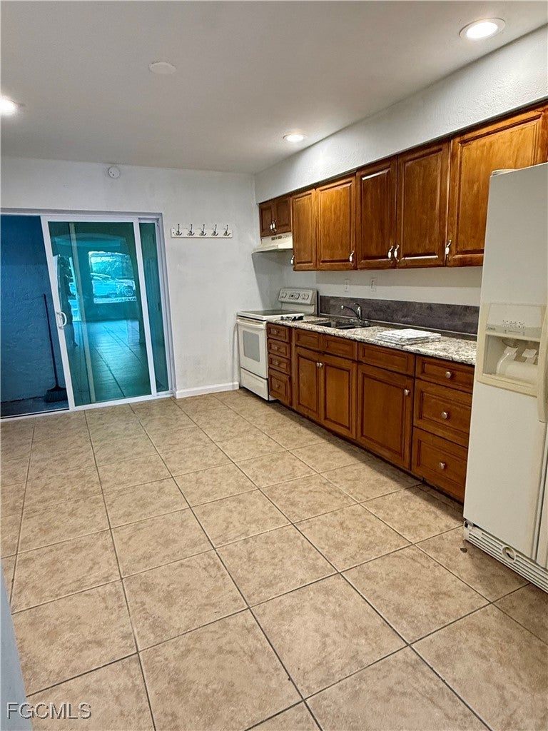 27831 Quinn Street — photo