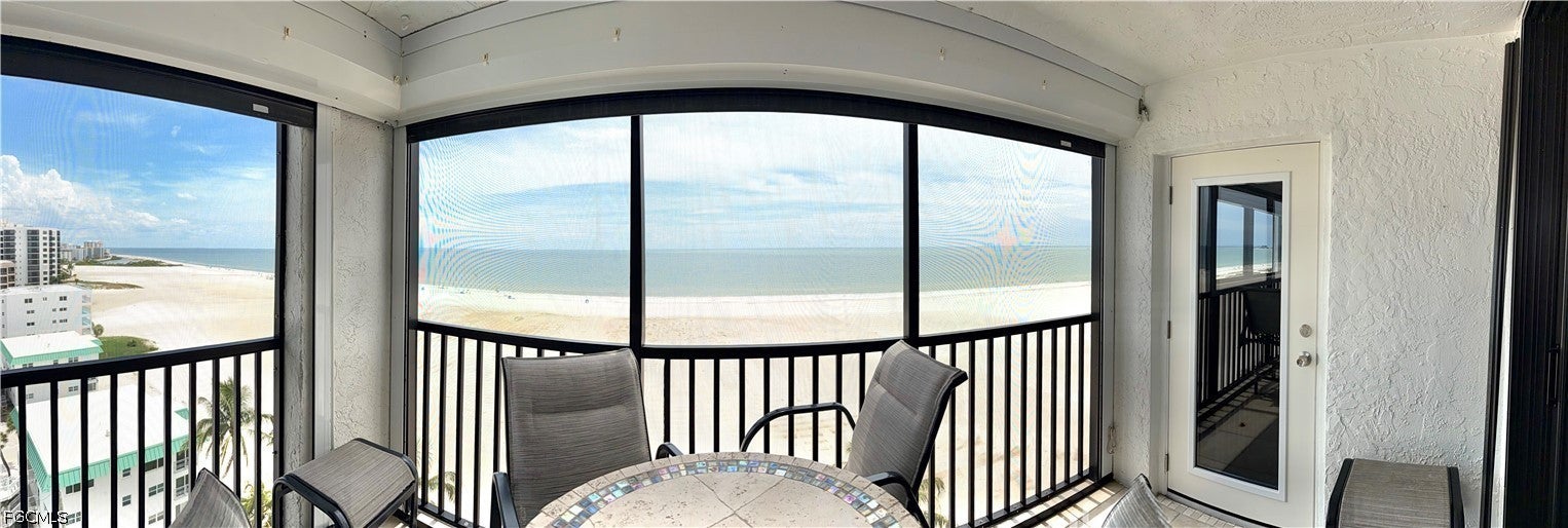 6400 Estero Boulevard 1000 — photo